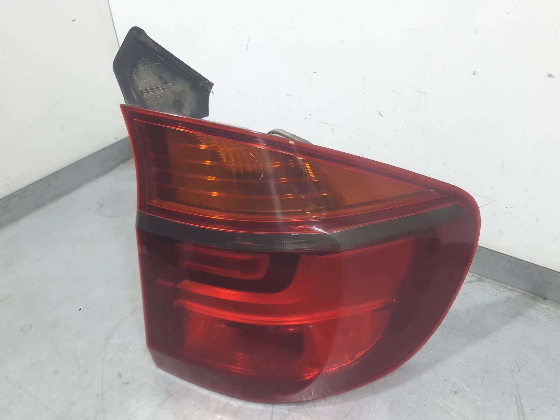 Piloto Trasero Derecho Exterior para Bmw X5 (E70)