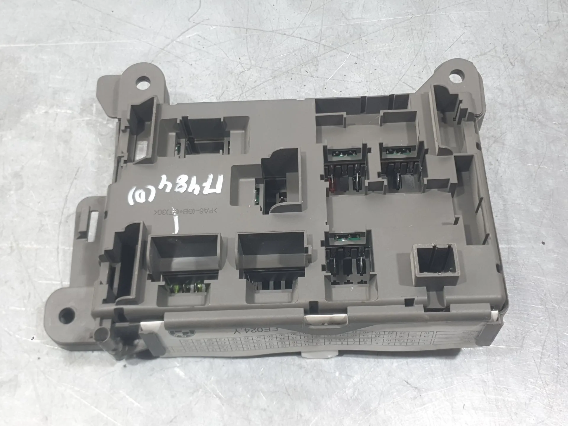 Caja Reles / Fusibles para Bmw X5 (E70)