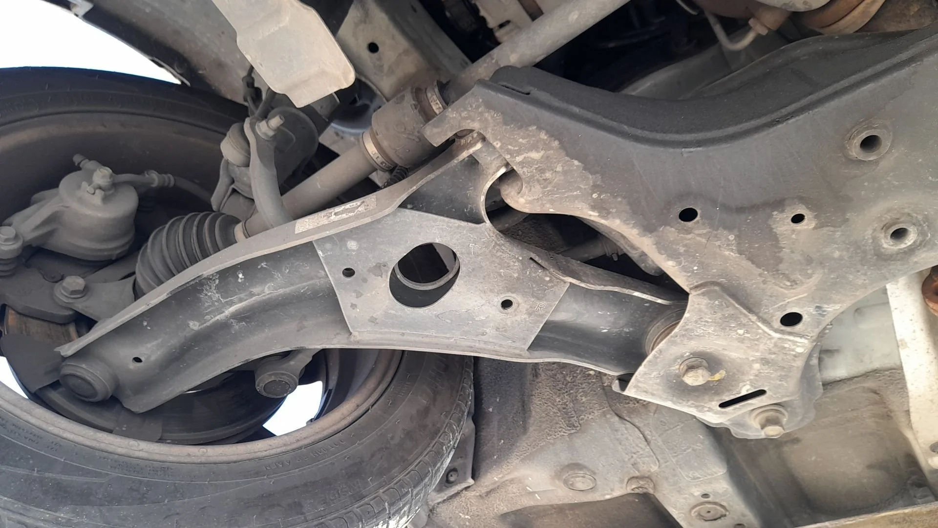 Brazo Suspension Inferior Delantero Derecho para Hyundai Ix20 (Jc)