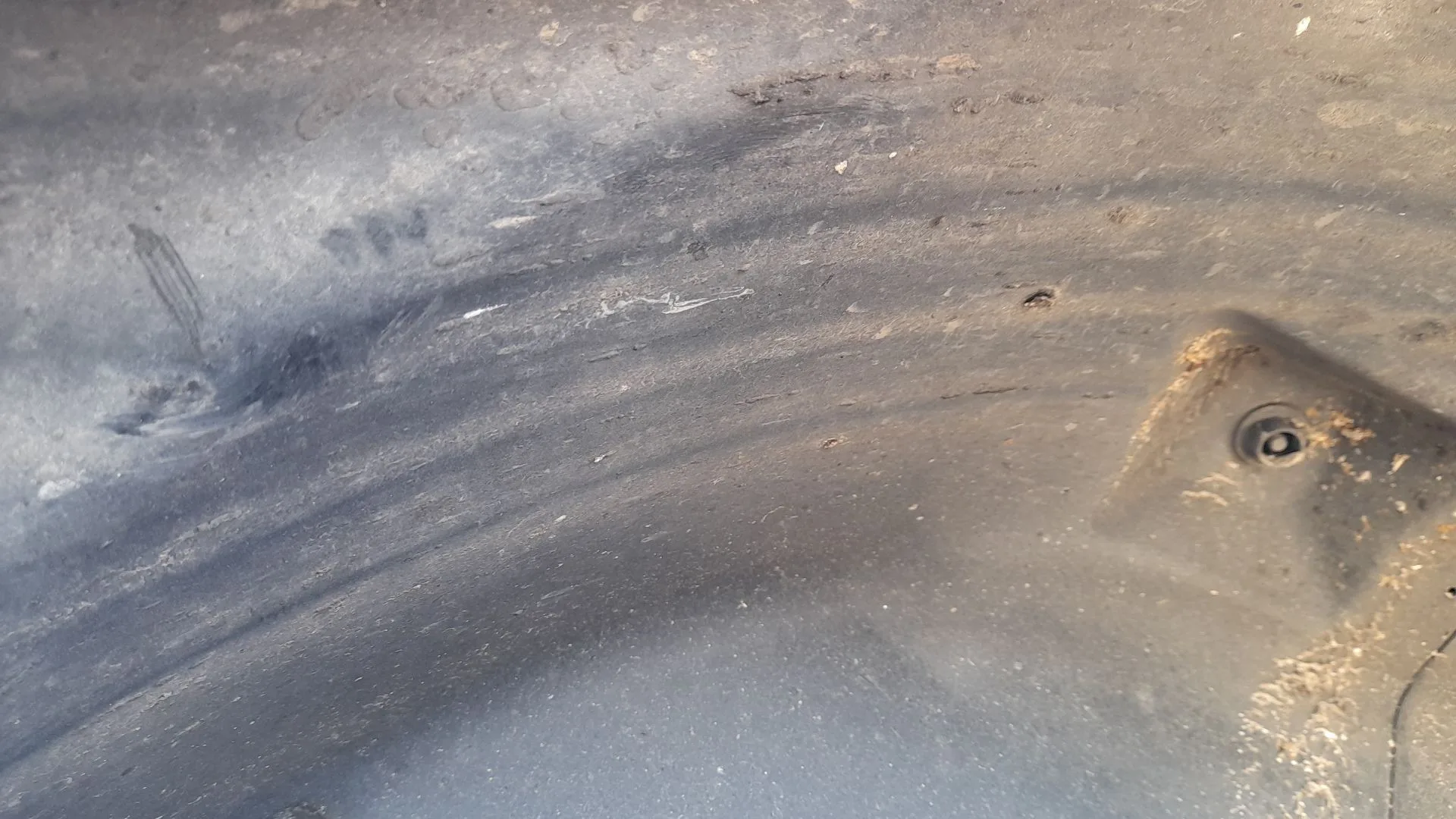 Plastico Pase Rueda Tras. Dch. para Hyundai Ix20 (Jc)
