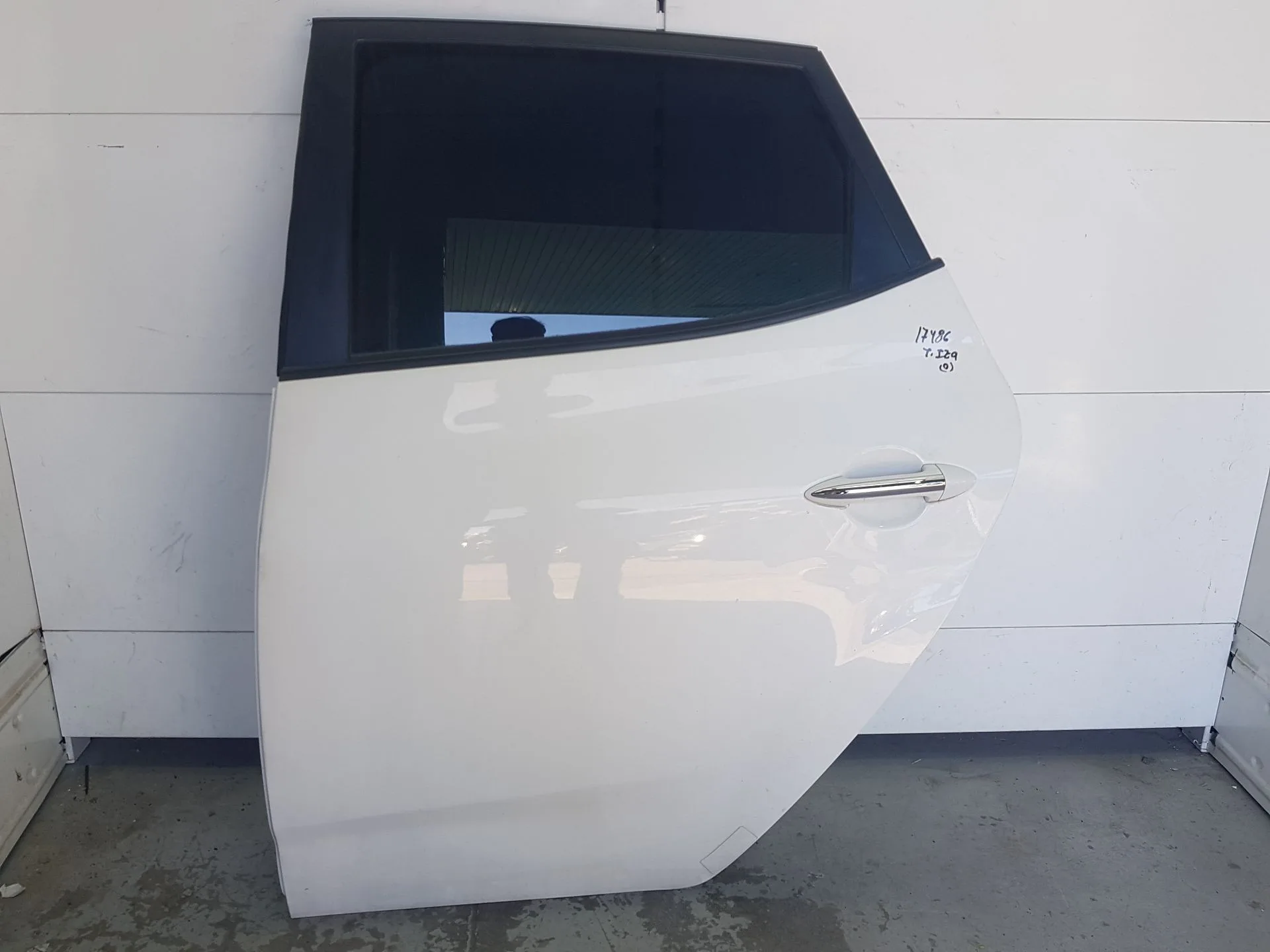 Puerta Trasera Izquierda para Hyundai Ix20 (Jc)