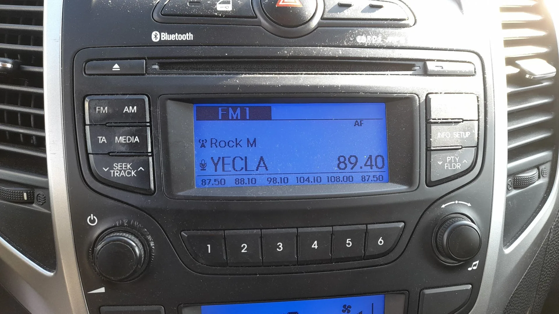 Sistema Audio / Radio Cd para Hyundai Ix20 (Jc)