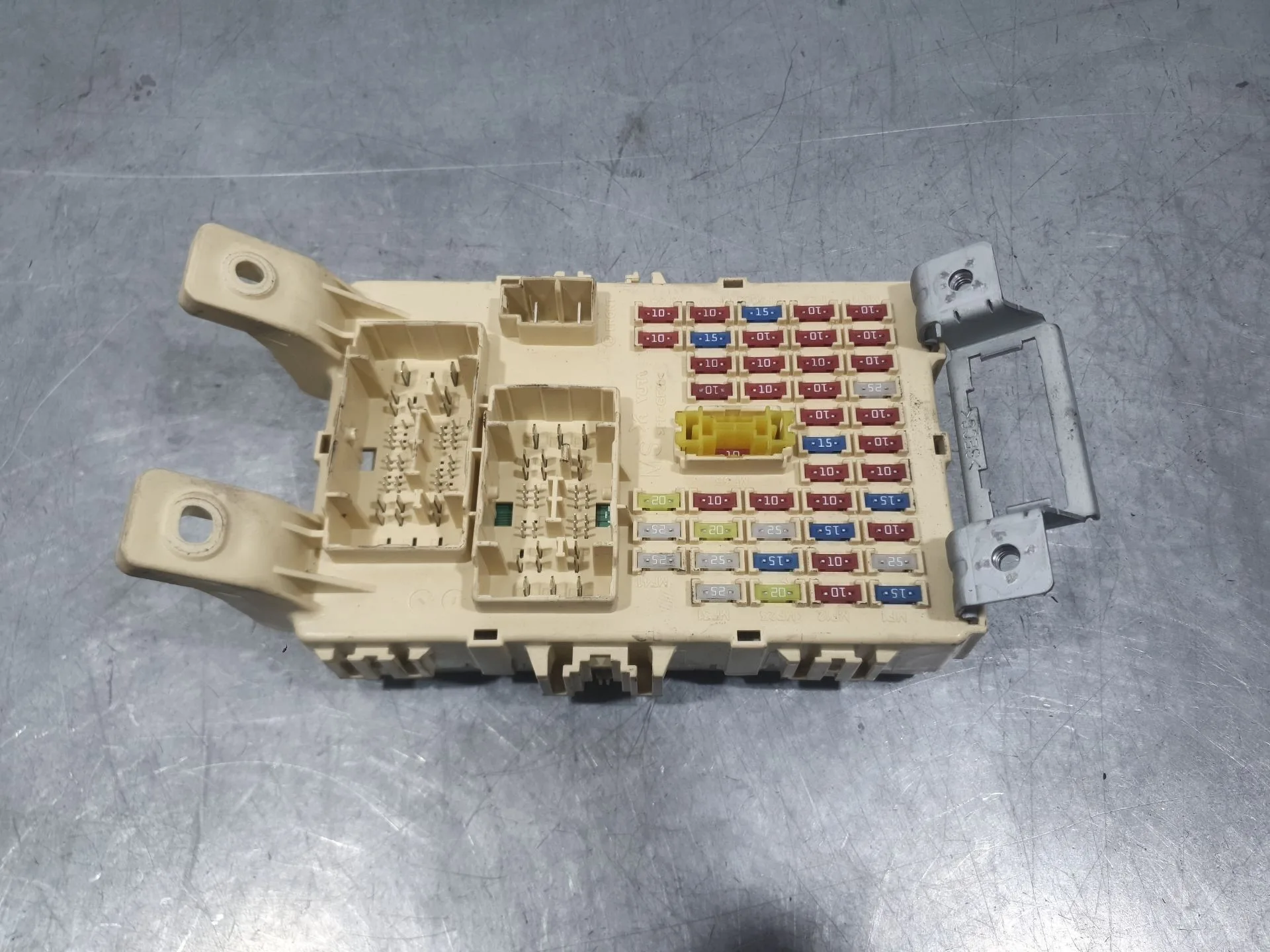 Caja Reles / Fusibles para Hyundai Ix20 (Jc)