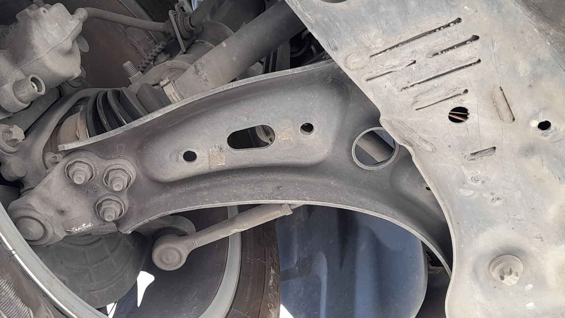 Brazo Suspension Inferior Delantero Derecho para Fiat 500X (334_)