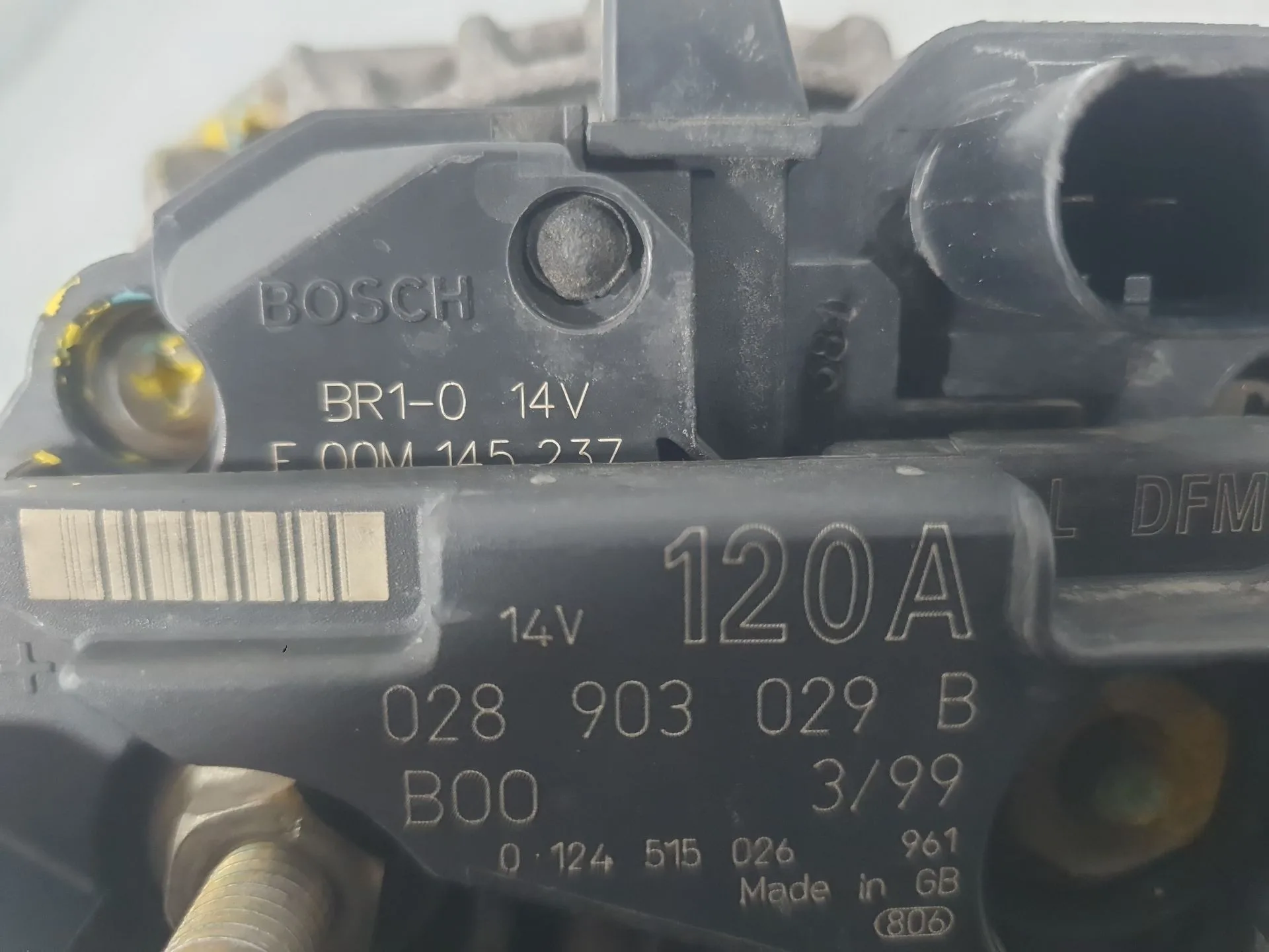 Alternador para Volkswagen Passat B5 (3B2)