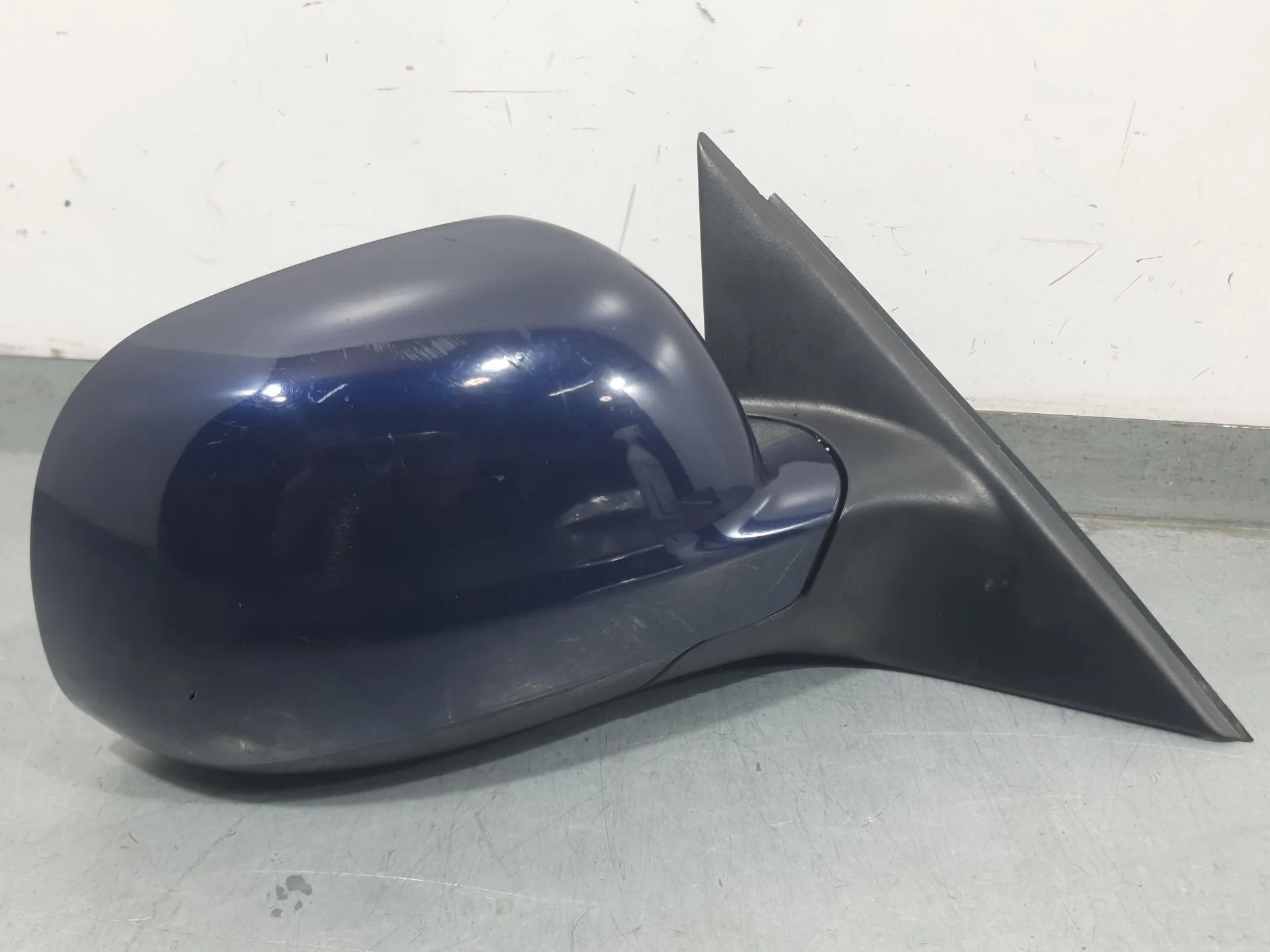 Retrovisor Derecho para Volkswagen Passat B5 (3B2)