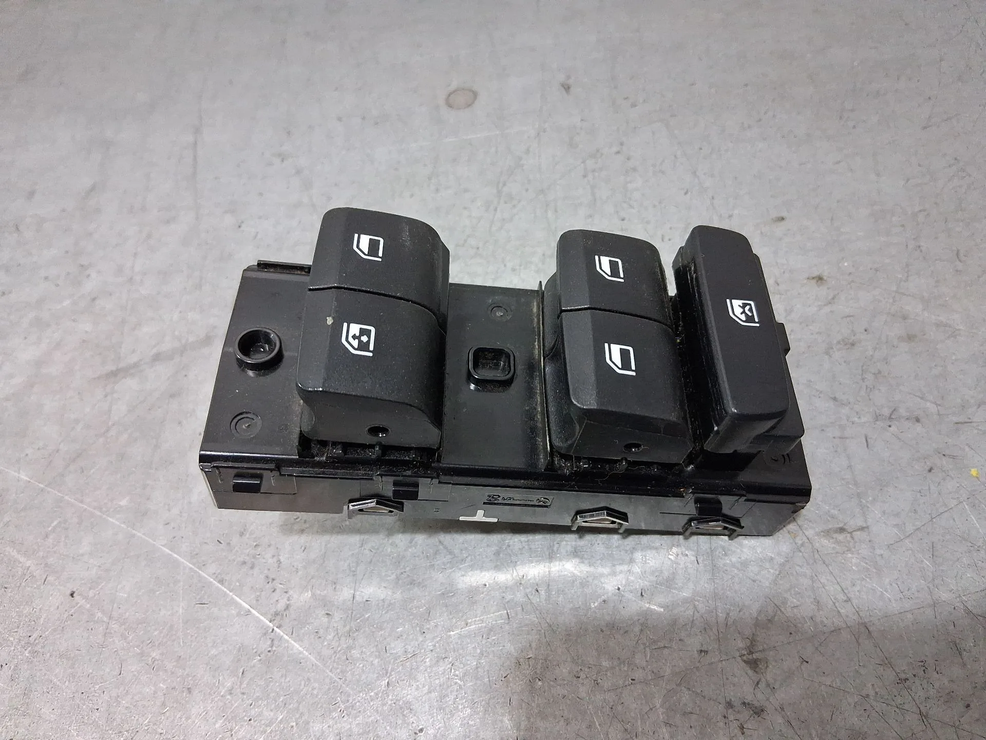 Mando Elevalunas Delantero Izquierdo para Hyundai I20 Iii (Bc3, Bi3)