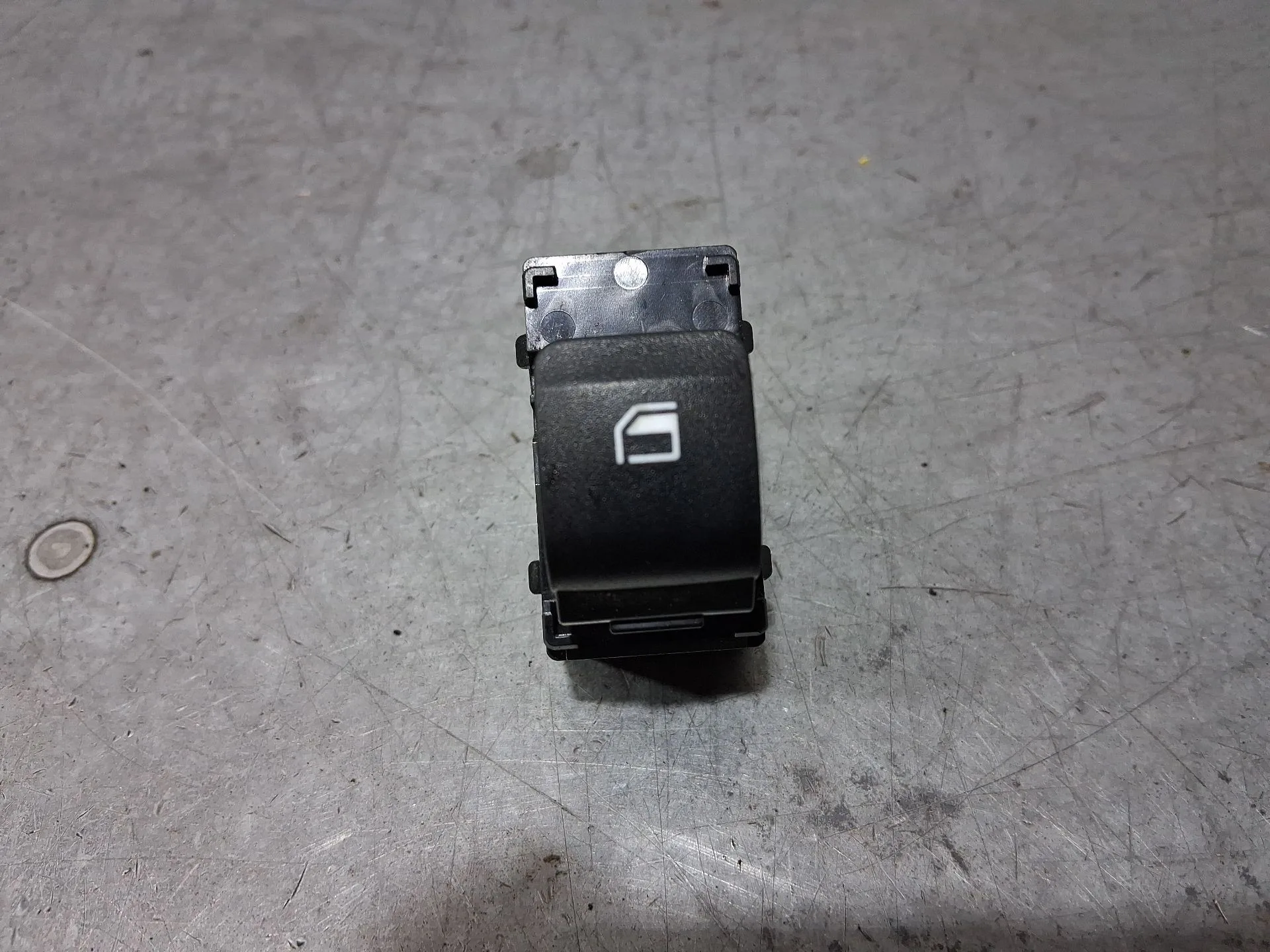 Mando Elevalunas Trasero Izquierdo para Hyundai I20 Iii (Bc3, Bi3)