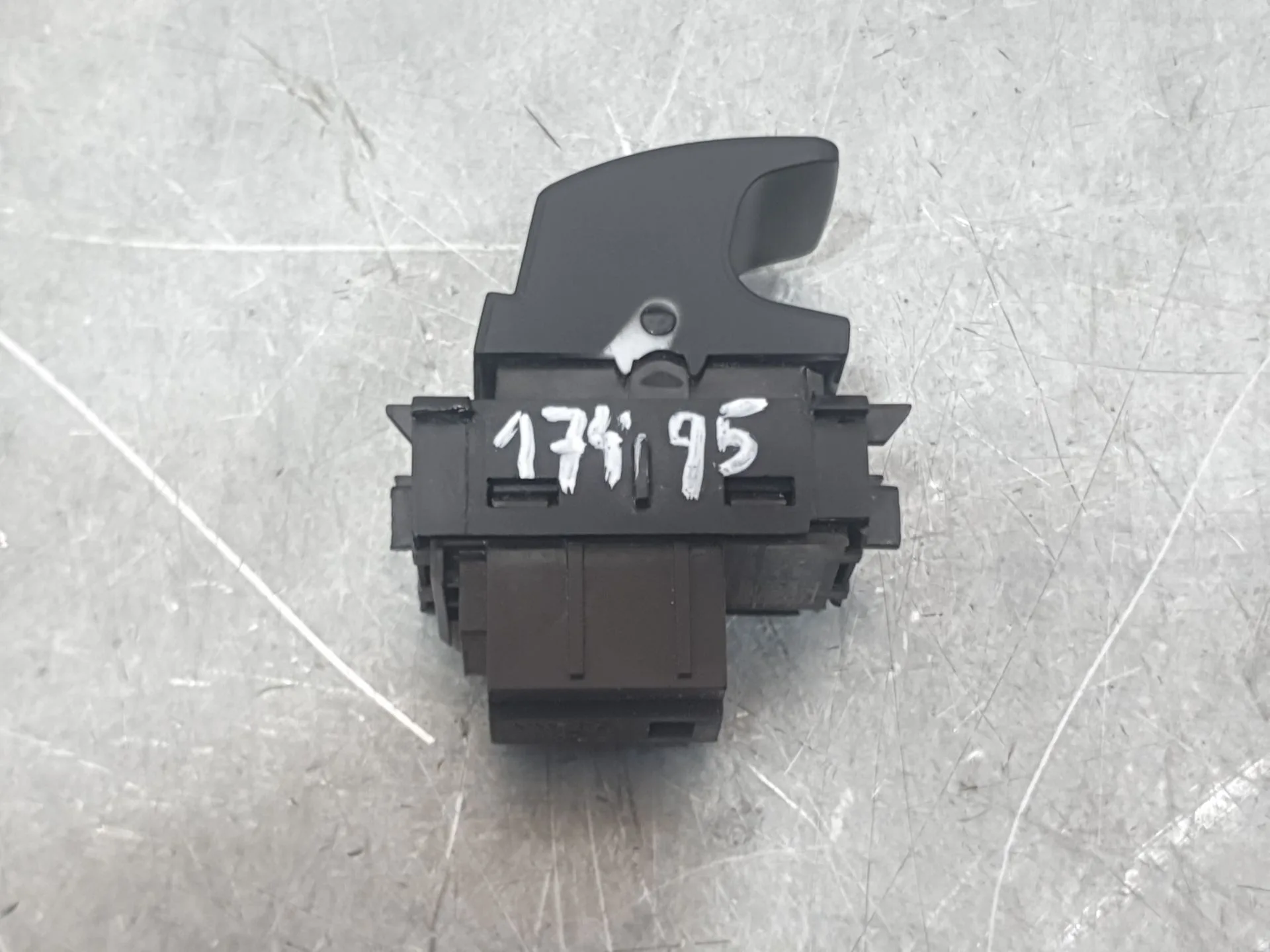 Mando Elevalunas Trasero Derecho para Seat Leon St (5F8)