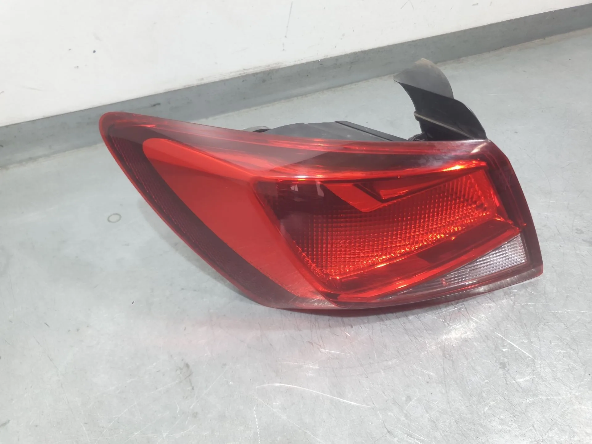 Piloto Trasero Izquierdo Interior para Seat Leon St (5F8)