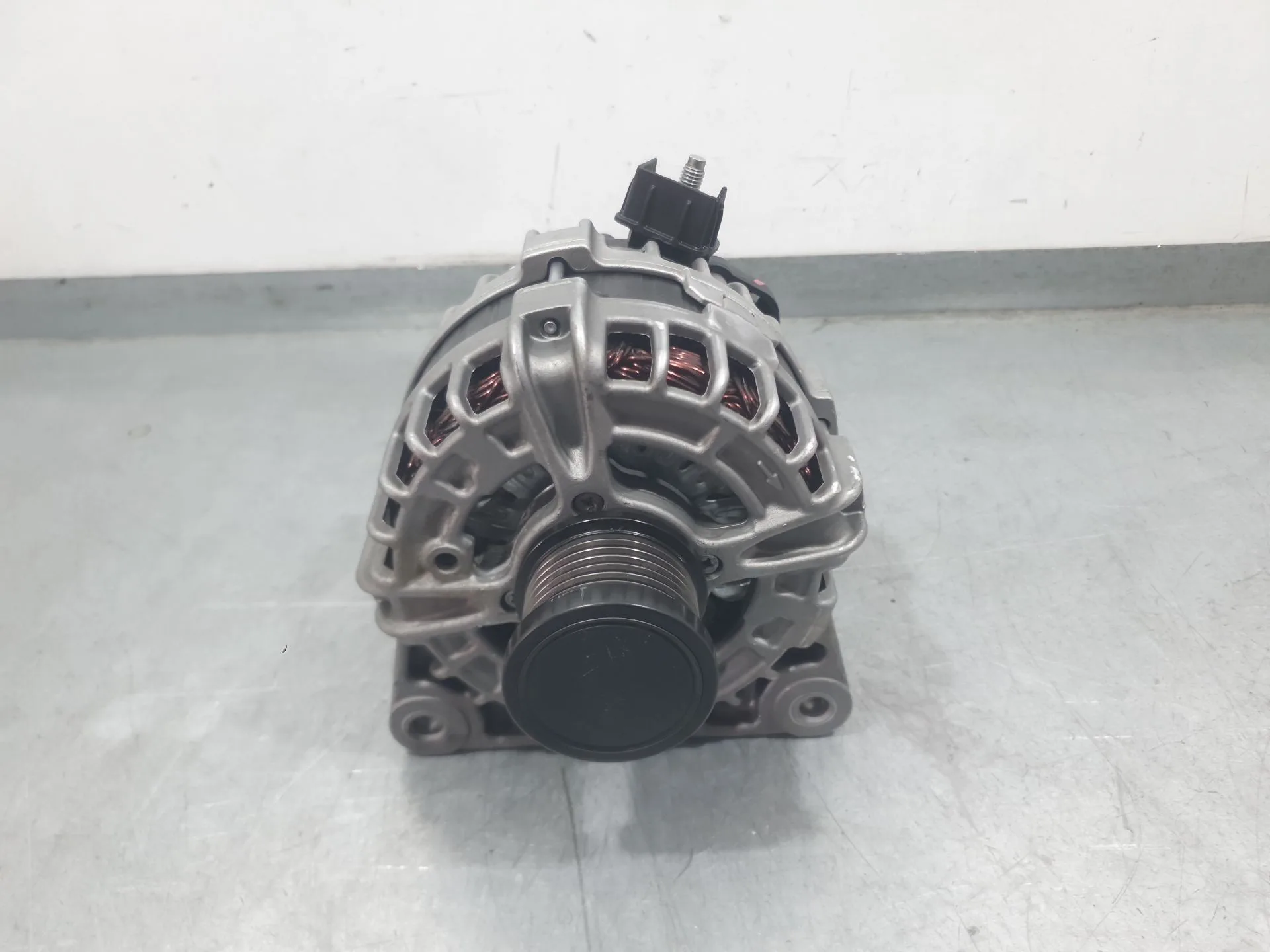 Alternador para Mitsubishi Colt