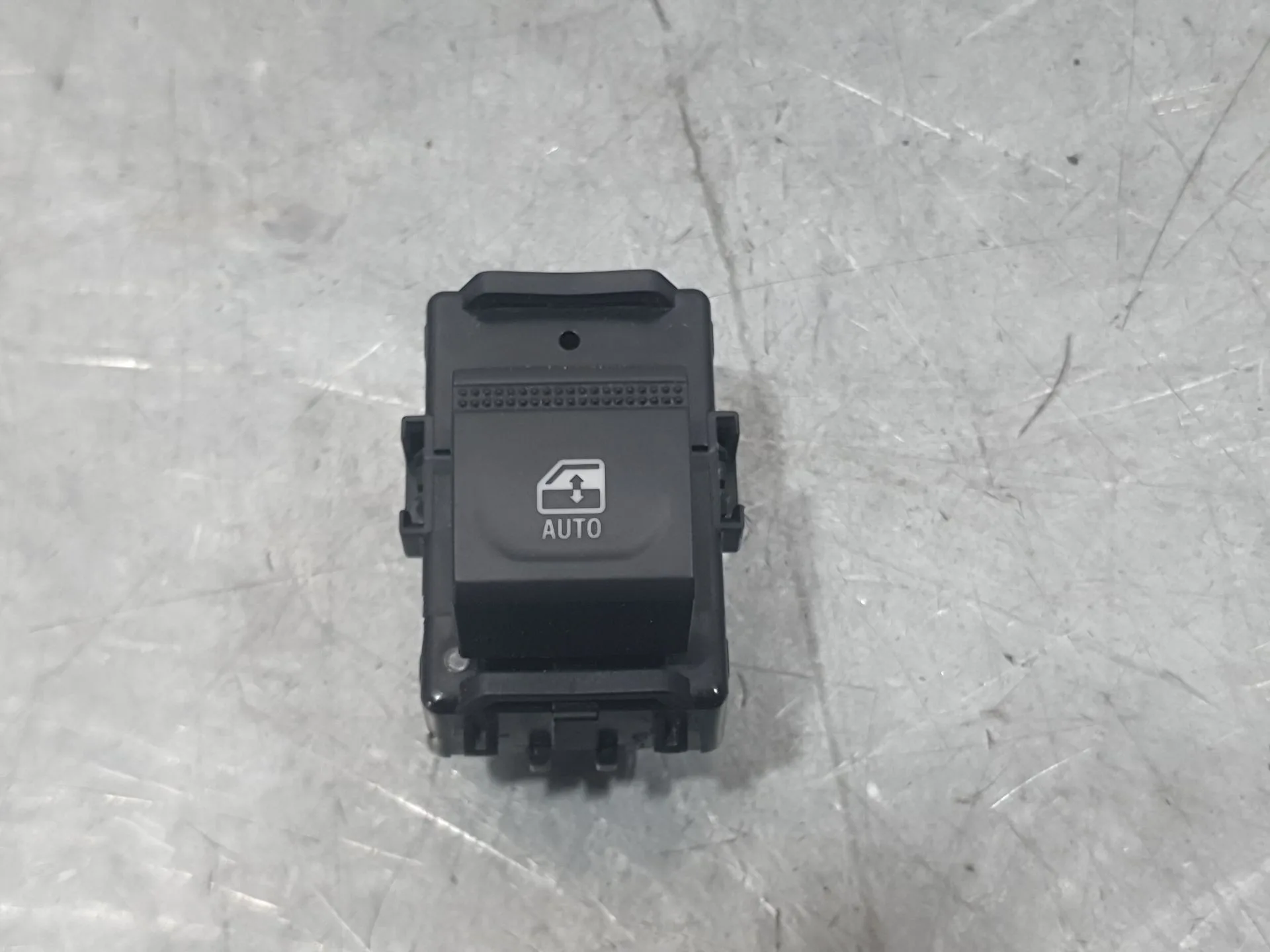 Mando Elevalunas Trasero Izquierdo para Mitsubishi Colt