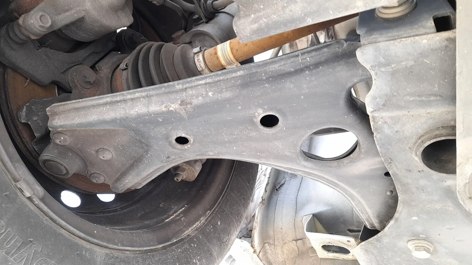 Brazo Suspension Inferior Delantero Derecho para Fiat Doblo Cargo (263_)
