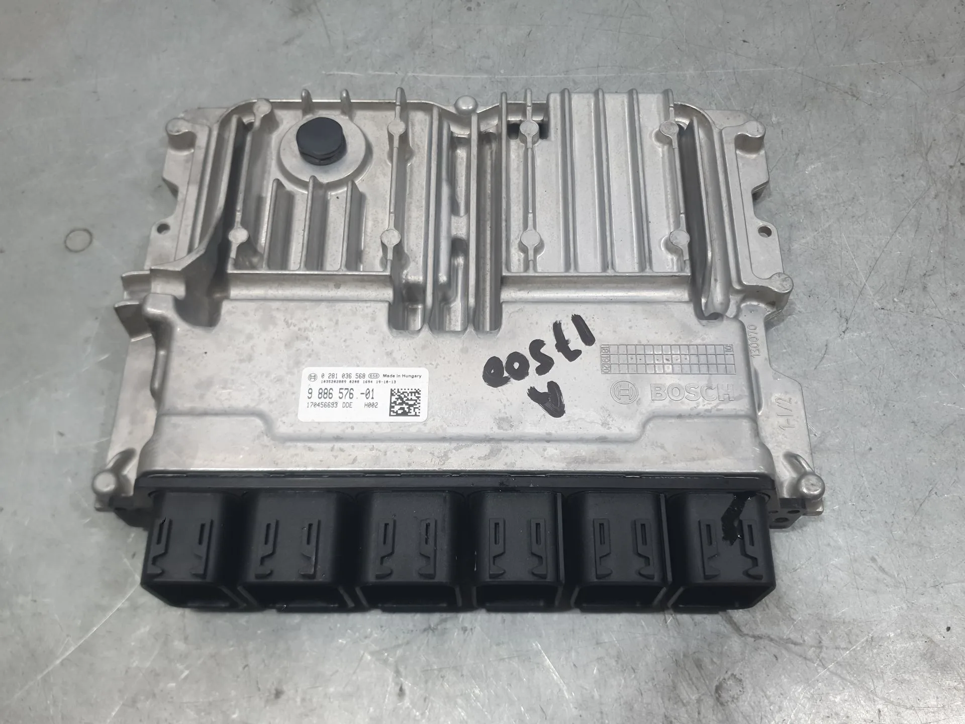 Centralita Motor Uce para Bmw 1 (F40)