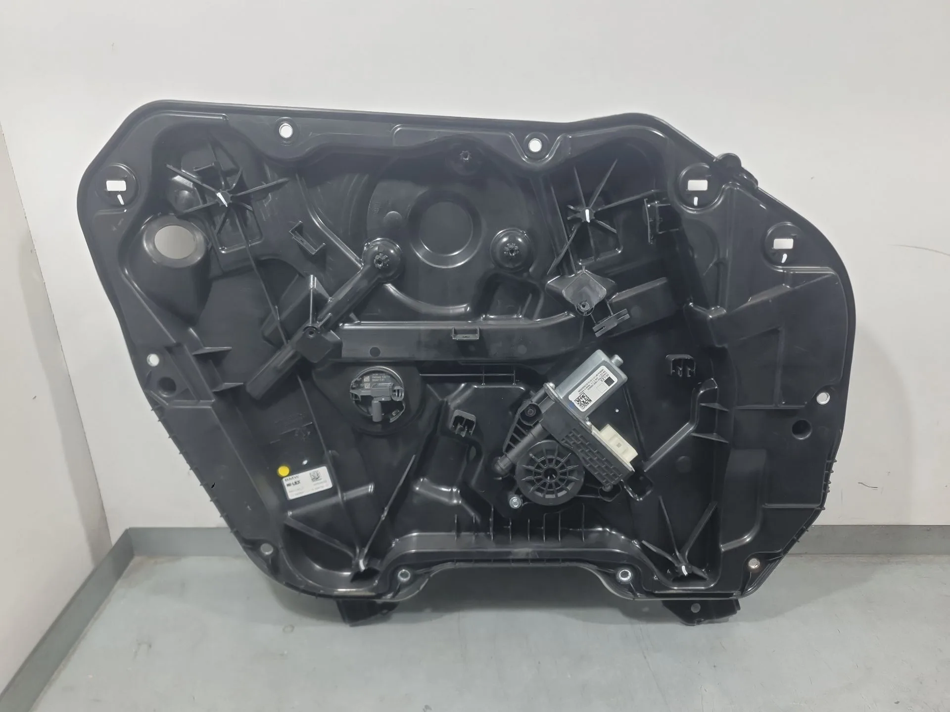 Elevalunas Delantero Izquierdo para Bmw 1 (F40)