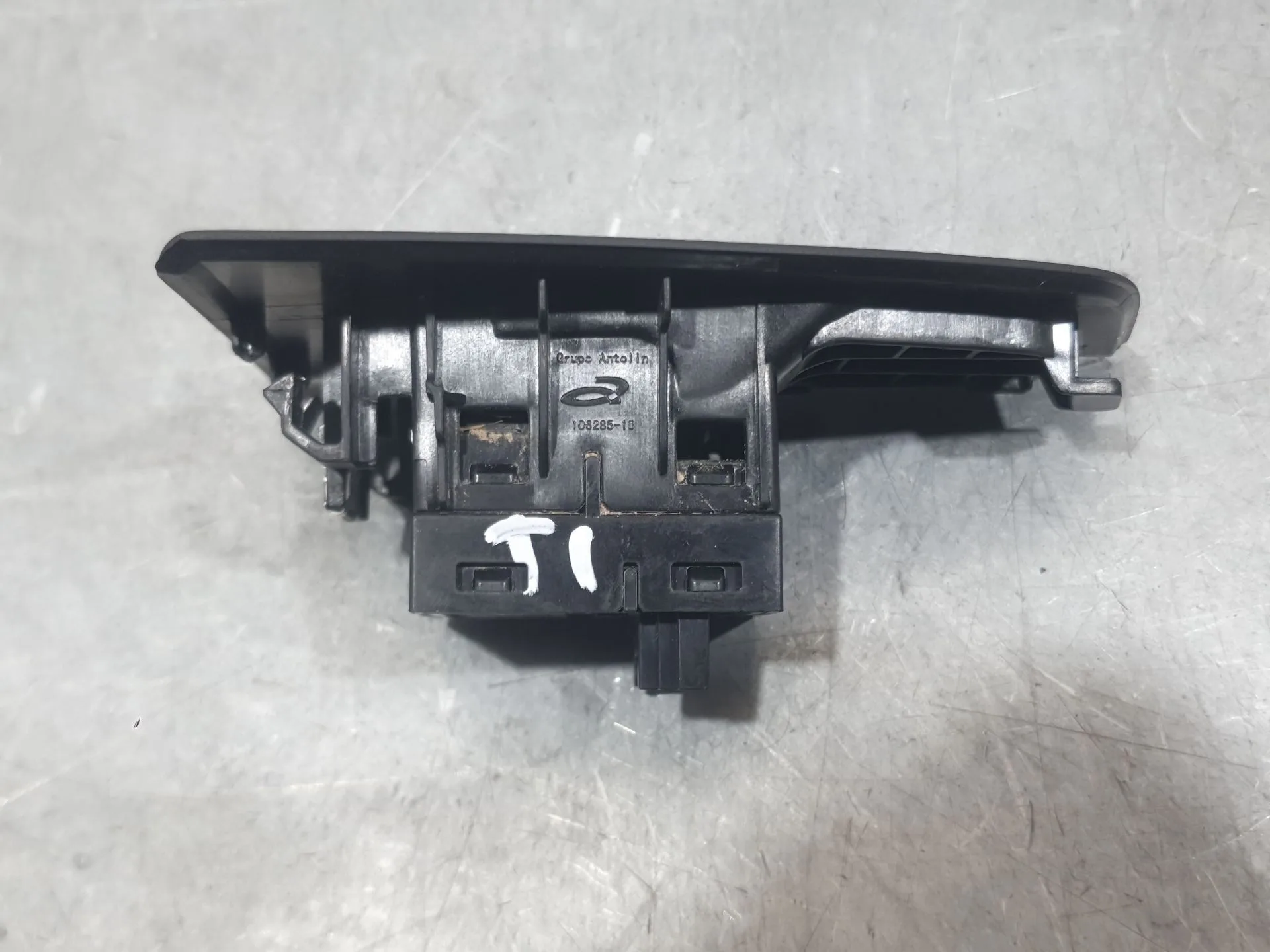 Mando Elevalunas Trasero Izquierdo para Bmw 1 (F40)