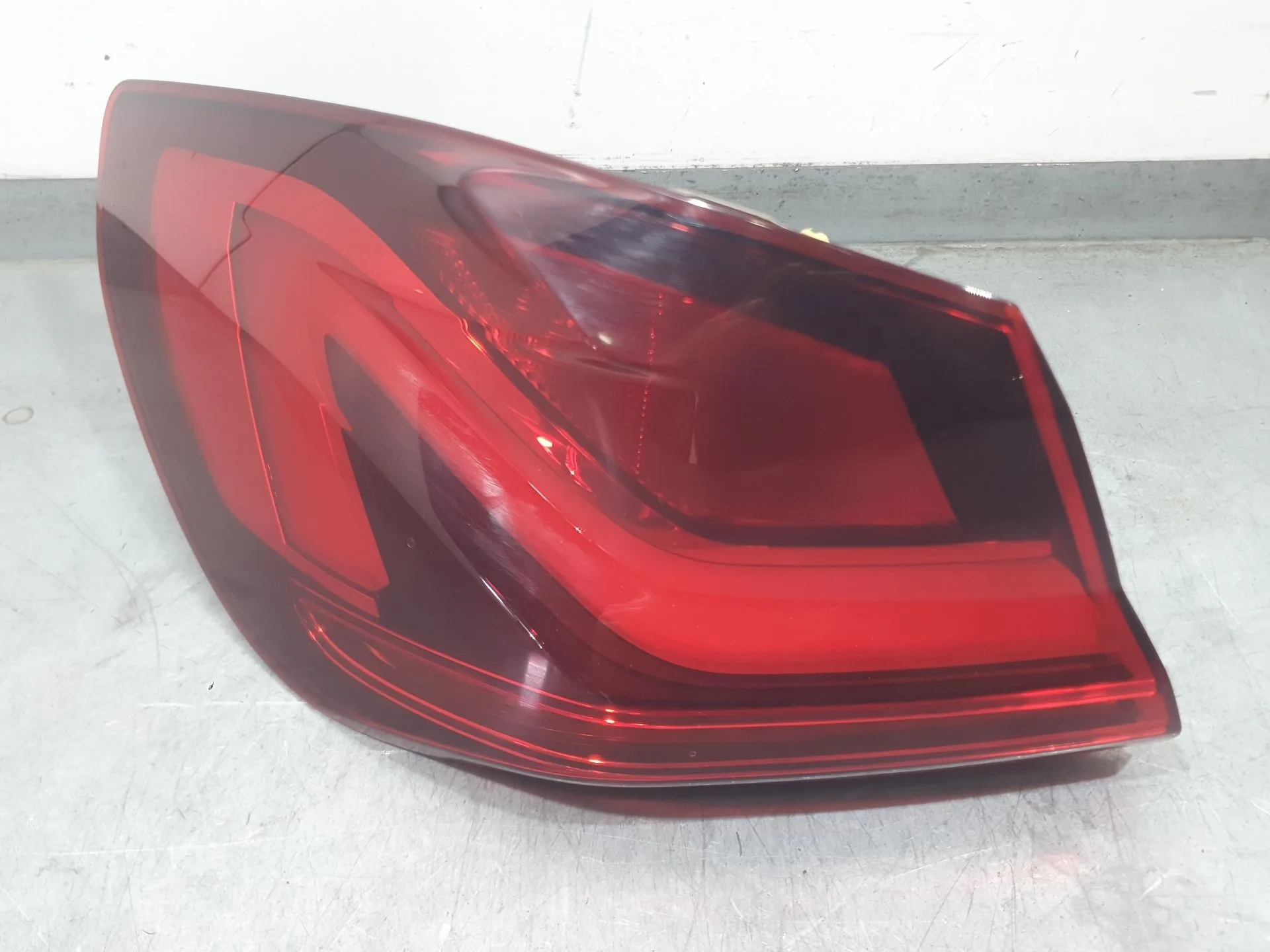 Piloto Trasero Izquierdo Interior para Bmw 1 (F40)
