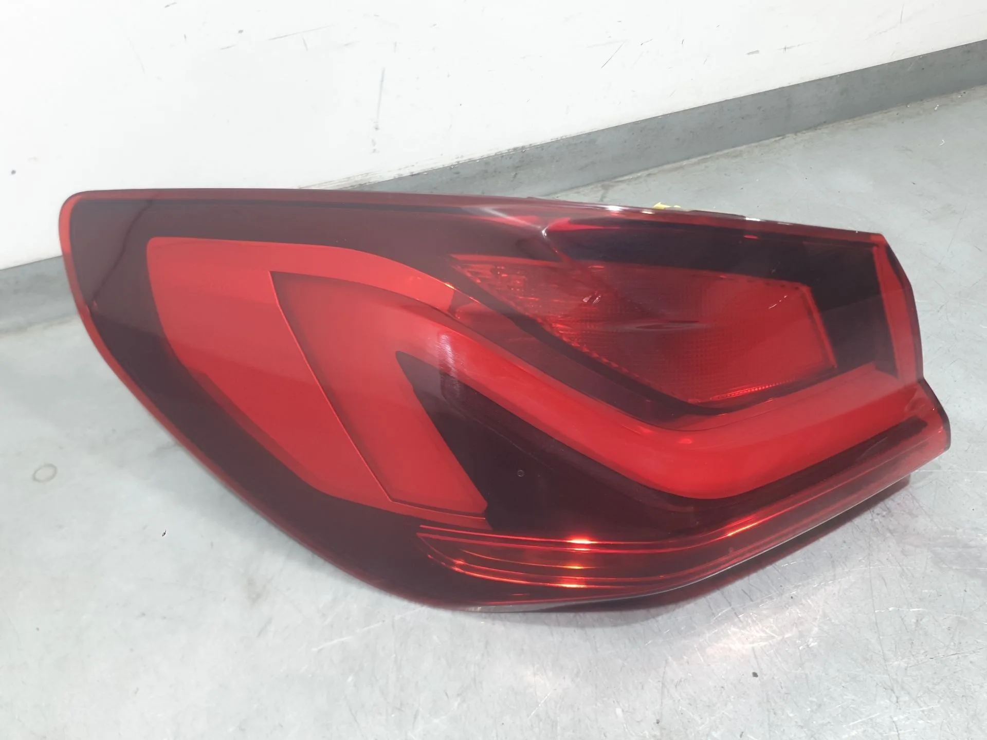 Piloto Trasero Izquierdo Interior para Bmw 1 (F40)
