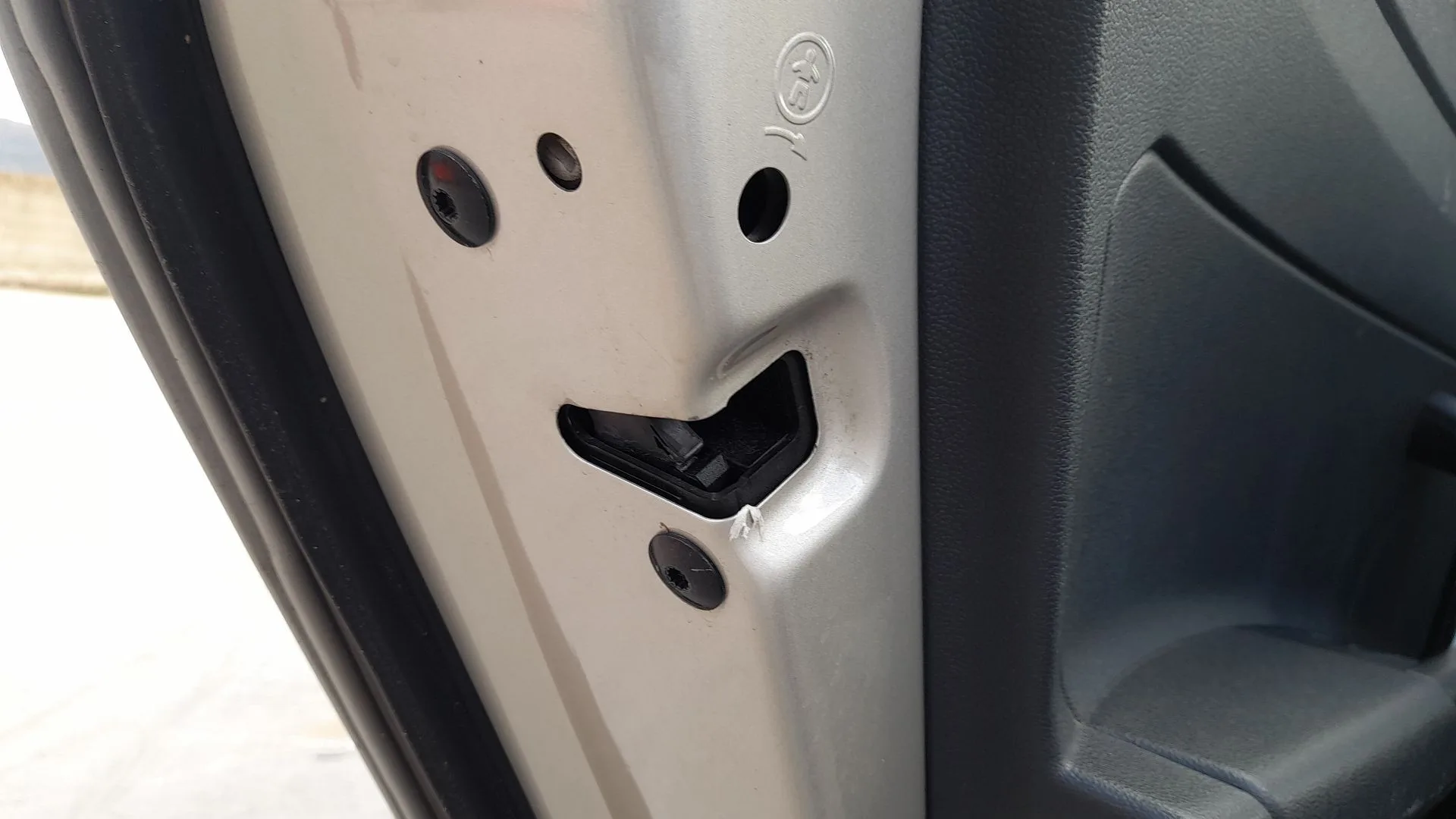 Cerradura Puerta Trasera Izquierda para Volkswagen Polo Vi (Aw1, Bz1, Ae1)