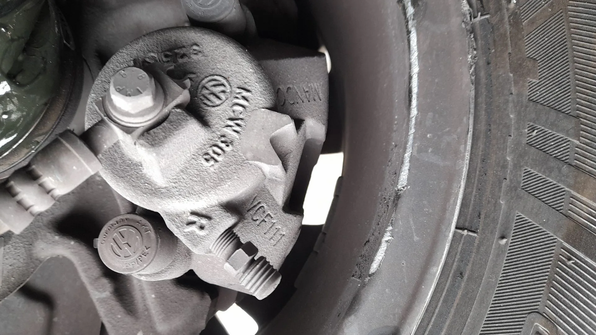 Pinza Freno Delantera Derecha para Volkswagen Polo Vi (Aw1, Bz1, Ae1)