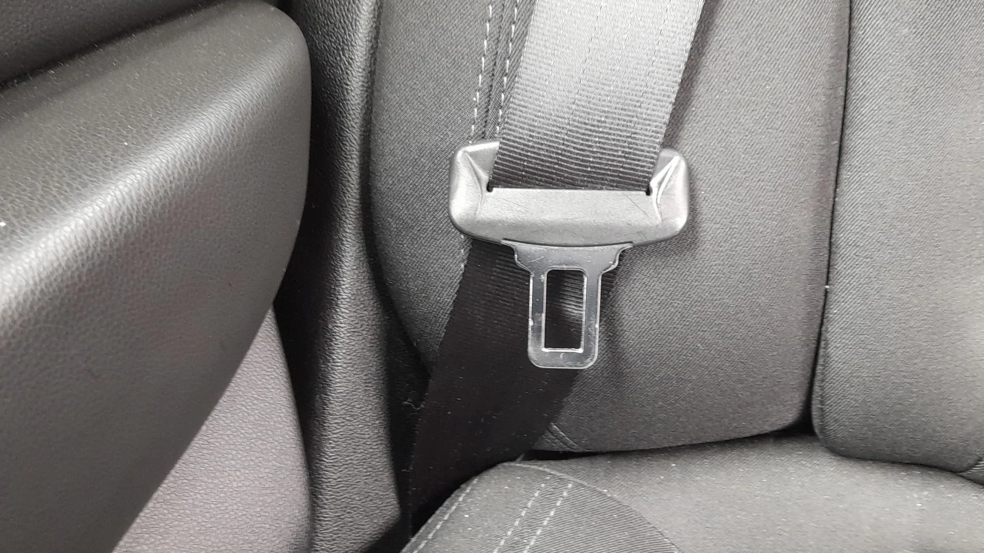 Cinturon Seguridad Trasero Izquierdo para Renault Talisman (Lp_)