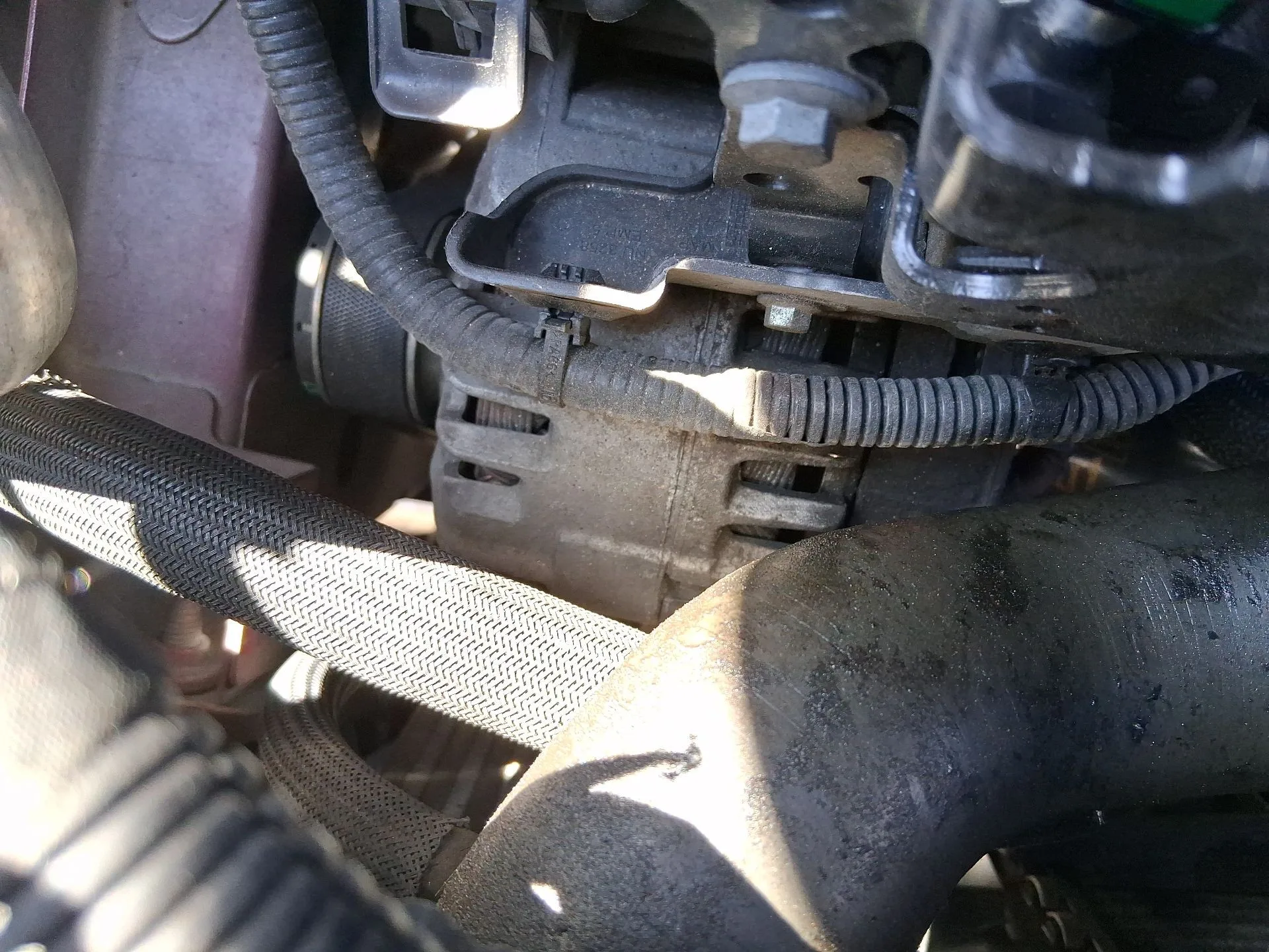 Alternador para Mercedes-Benz Citan Monospace (W415)