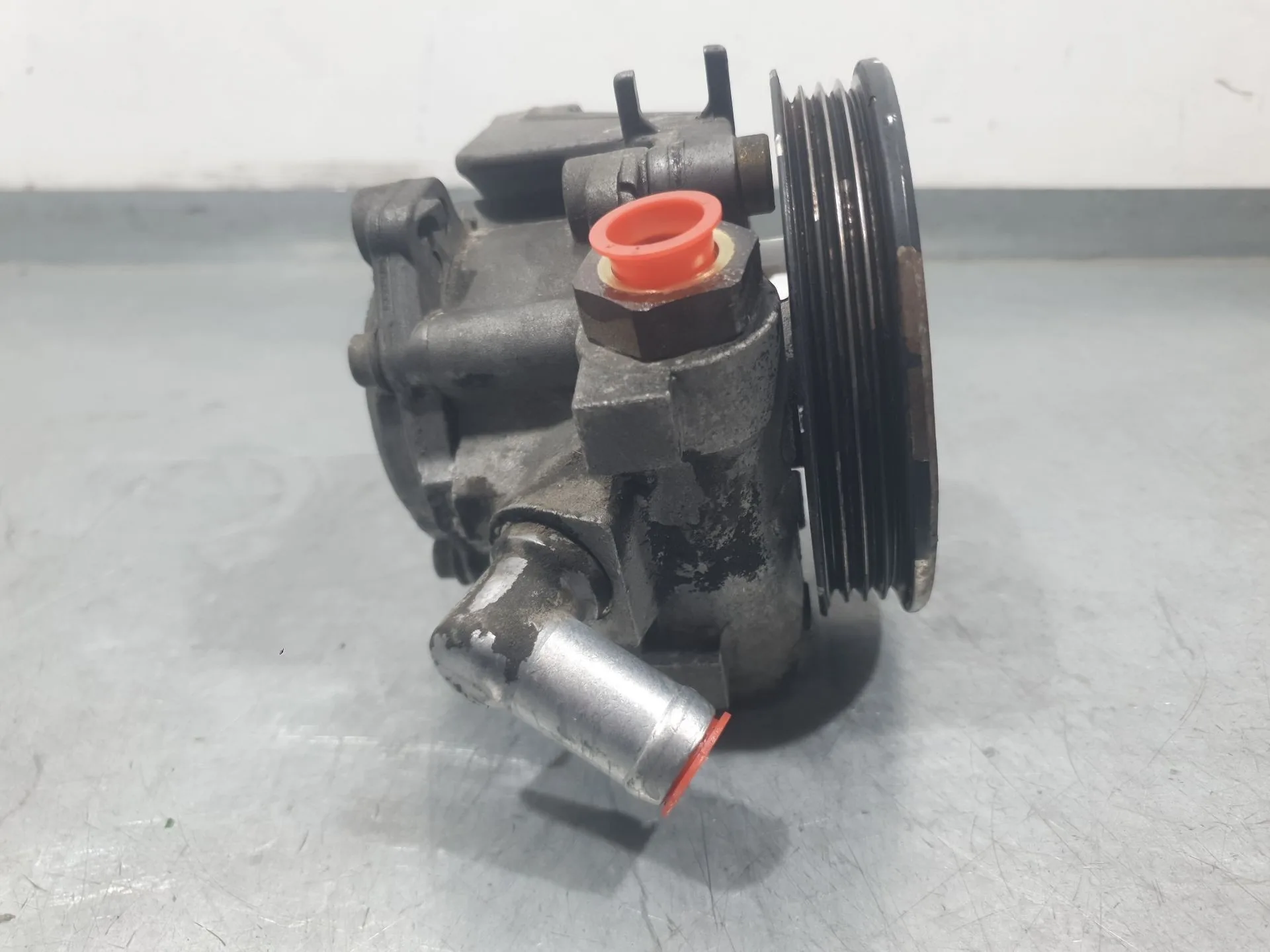 Bomba Direccion para Rover 600 I (Rh)