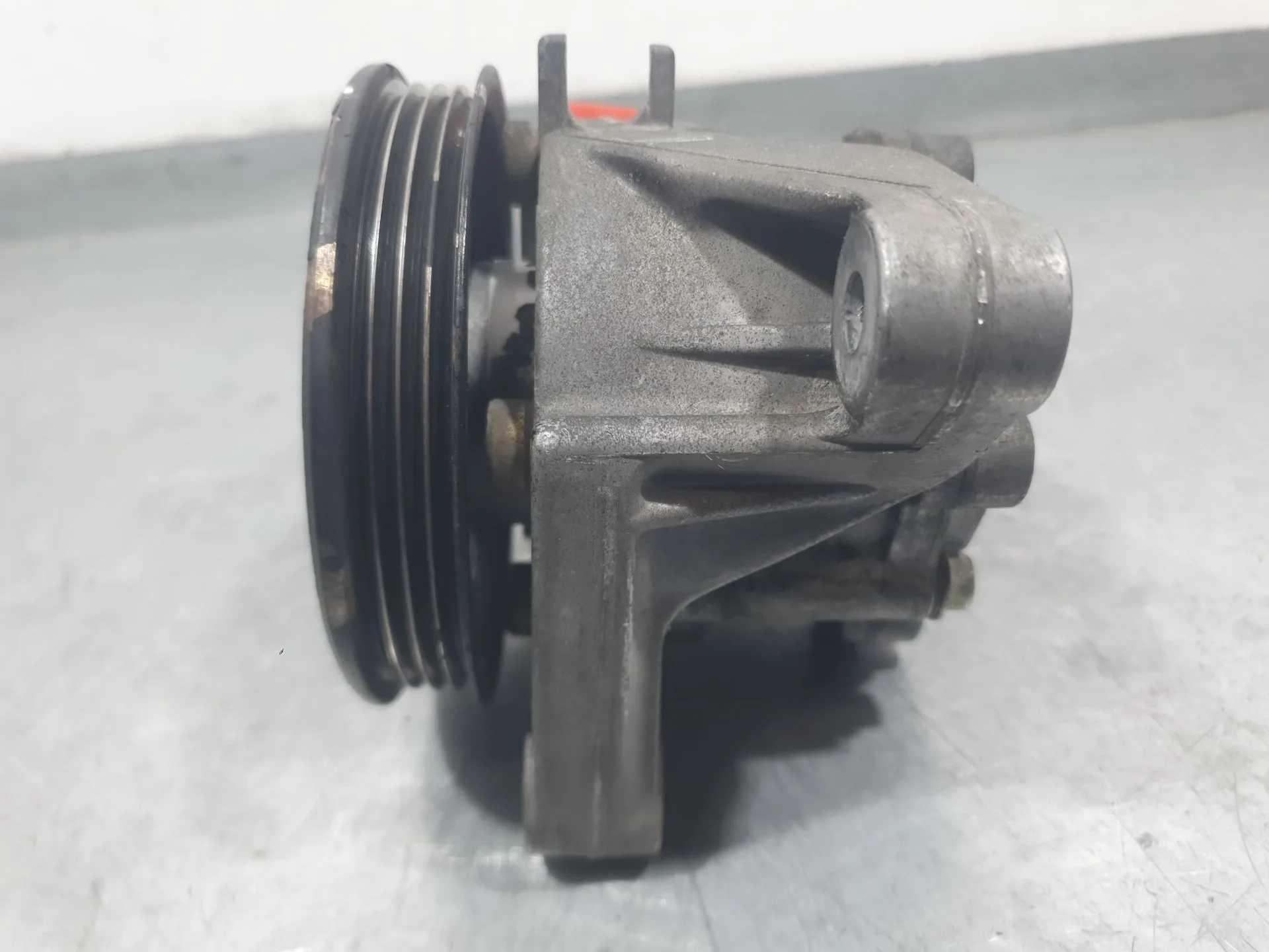 Bomba Direccion para Rover 600 I (Rh)