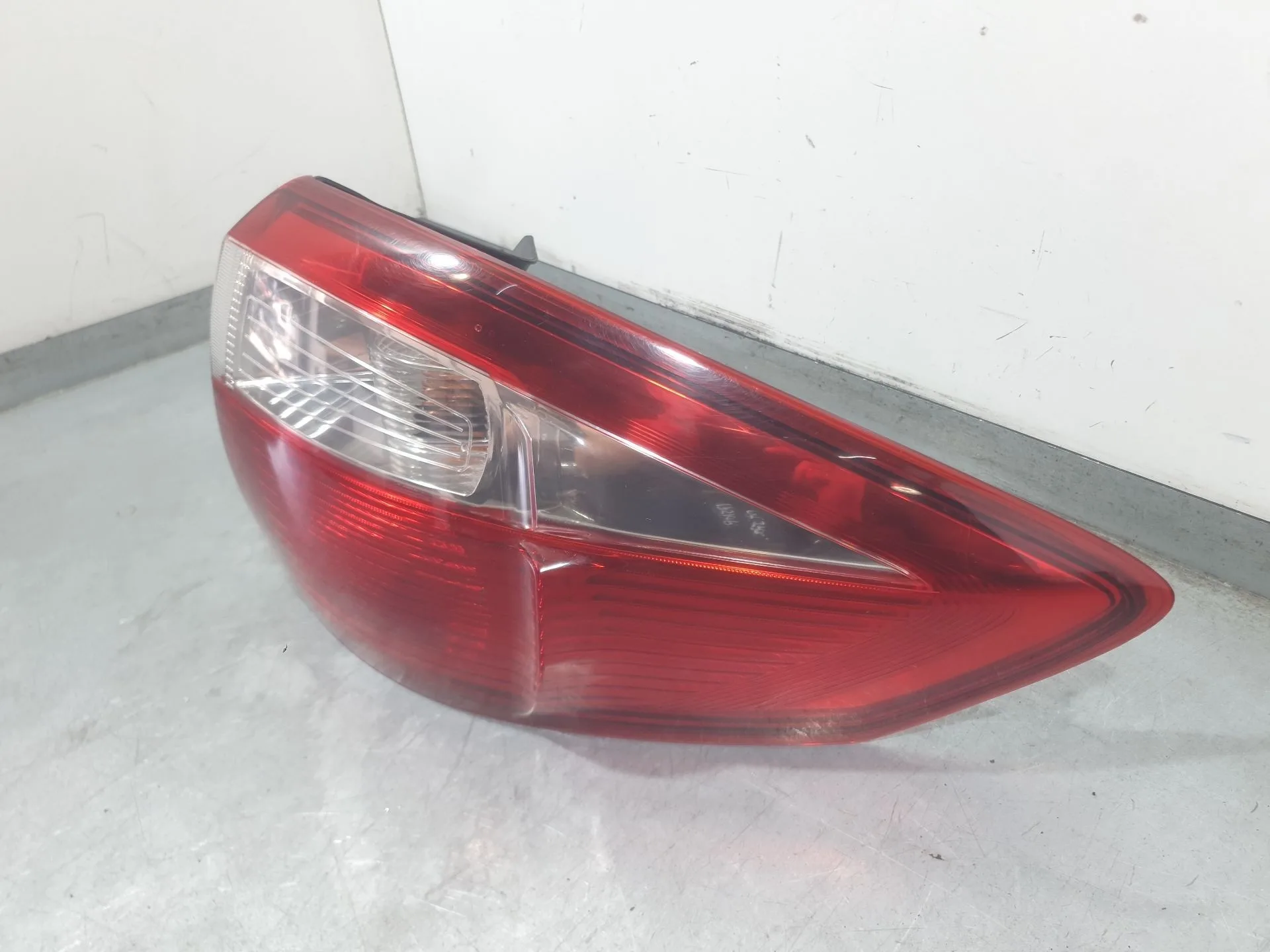 Piloto Trasero Derecho Exterior para Ford C-Max Ii (Dxa/Cb7, Dxa/Ceu)