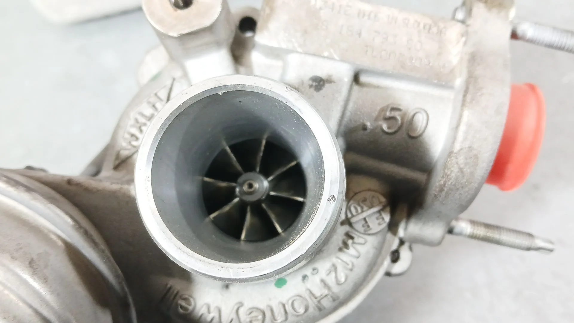Turbocompresor para Peugeot 308 Sw Ii (Lc_, Lj_, Lr_, Lx_, L4_)