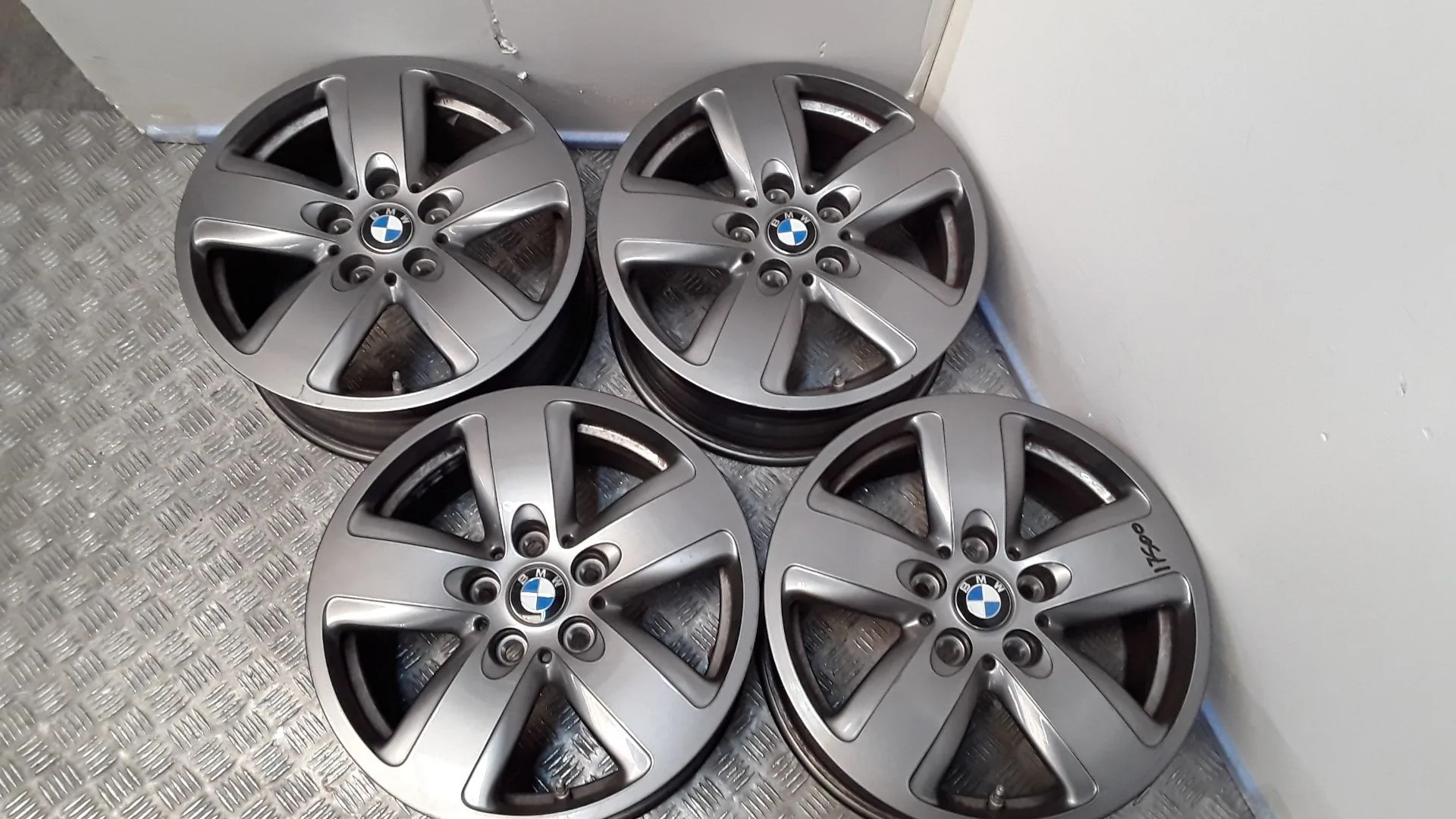 Juego Llantas Aluminio para Bmw 1 (F40)