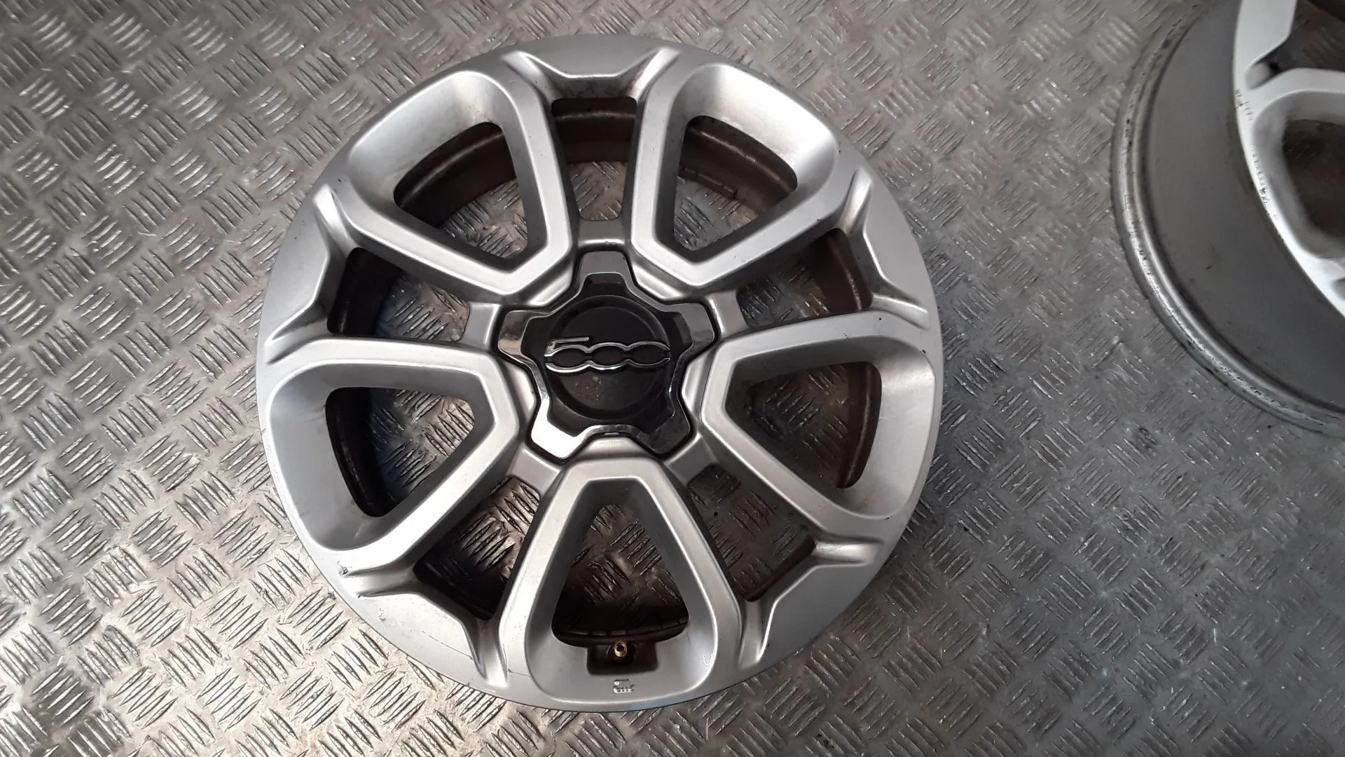 Juego Llantas Aluminio para Fiat 500X (334_)