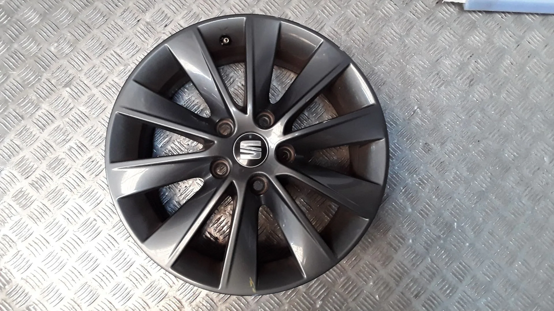 Llanta Aluminio para Seat Leon St (5F8)