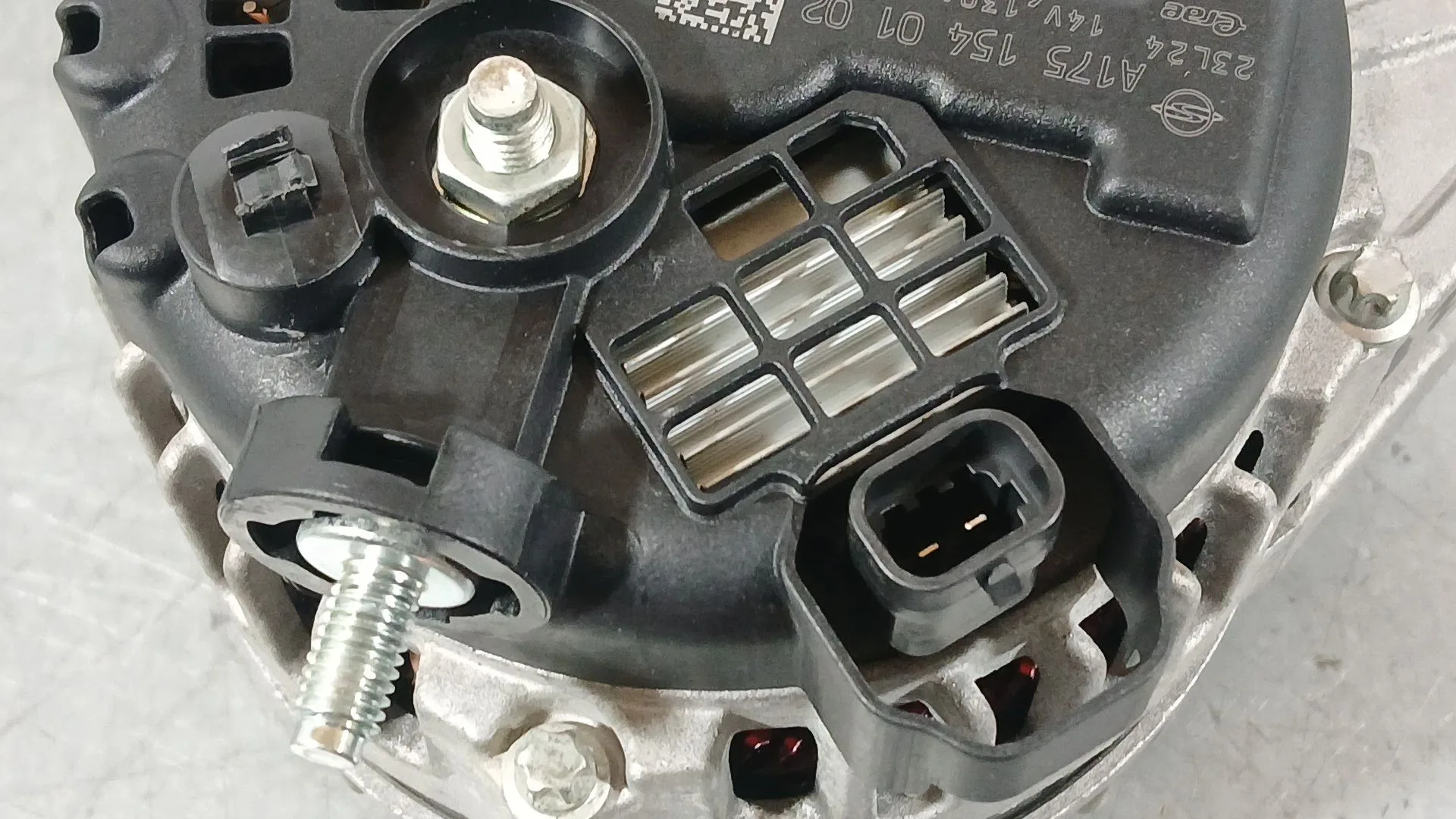 Alternador para Ssangyong Tivoli