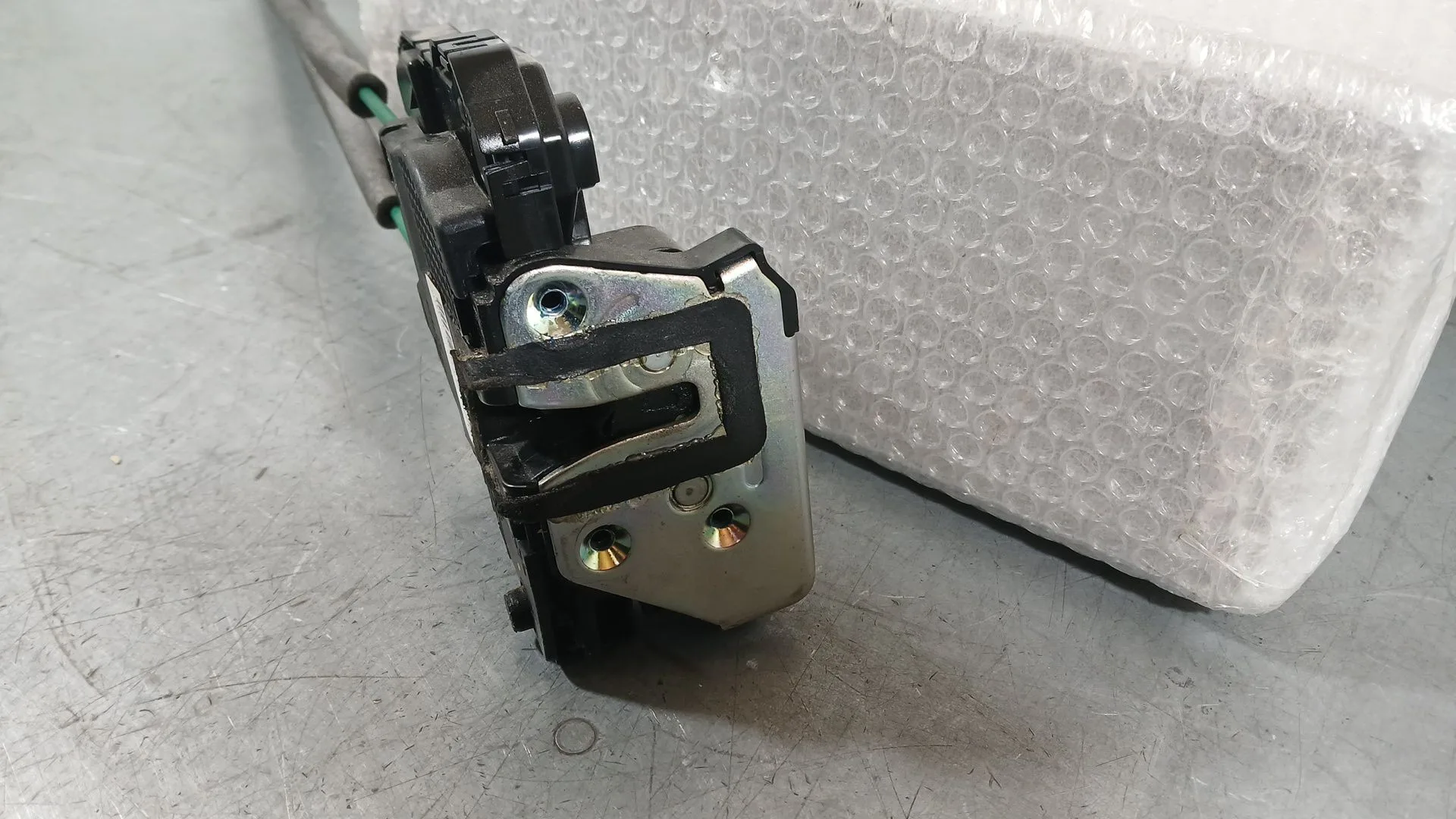 Cerradura Puerta Trasera Derecha para Ssangyong Tivoli