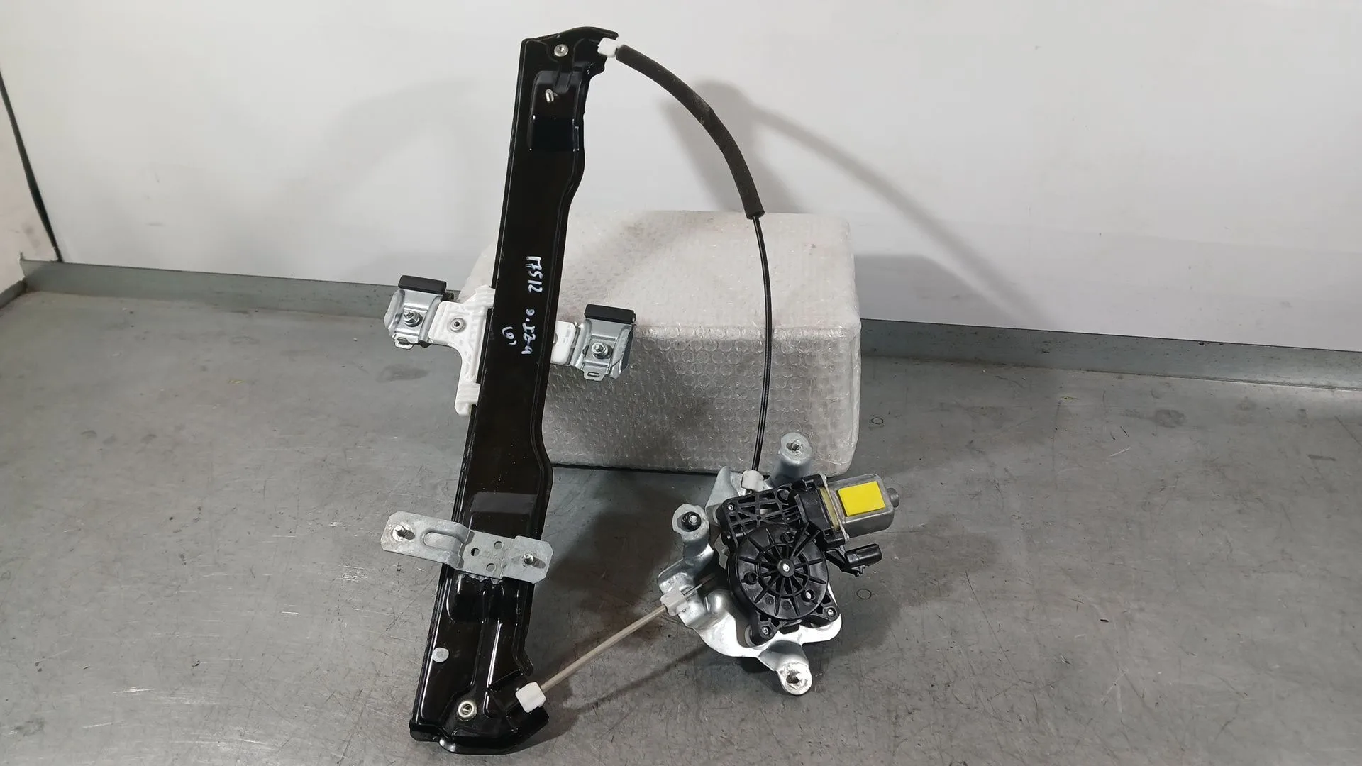 Elevalunas Delantero Izquierdo para Ssangyong Tivoli