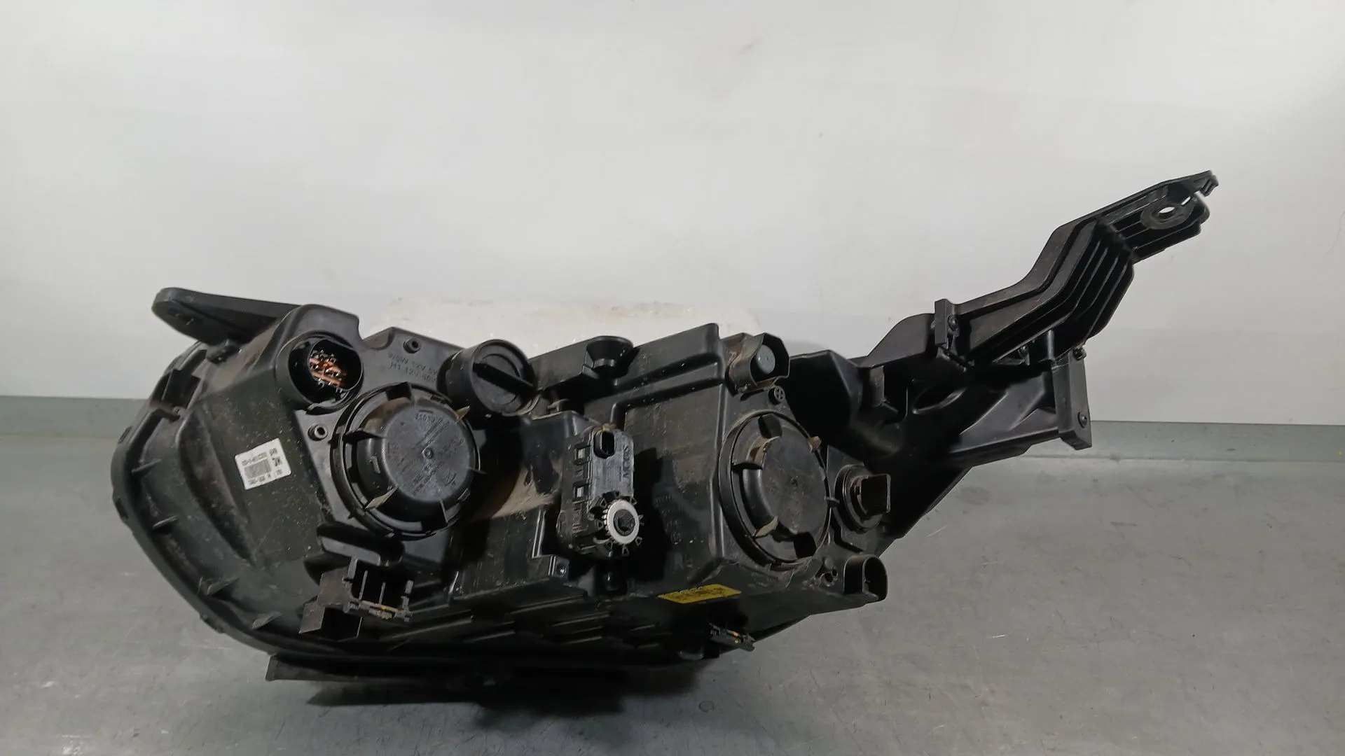 Faro Derecho para Ssangyong Tivoli