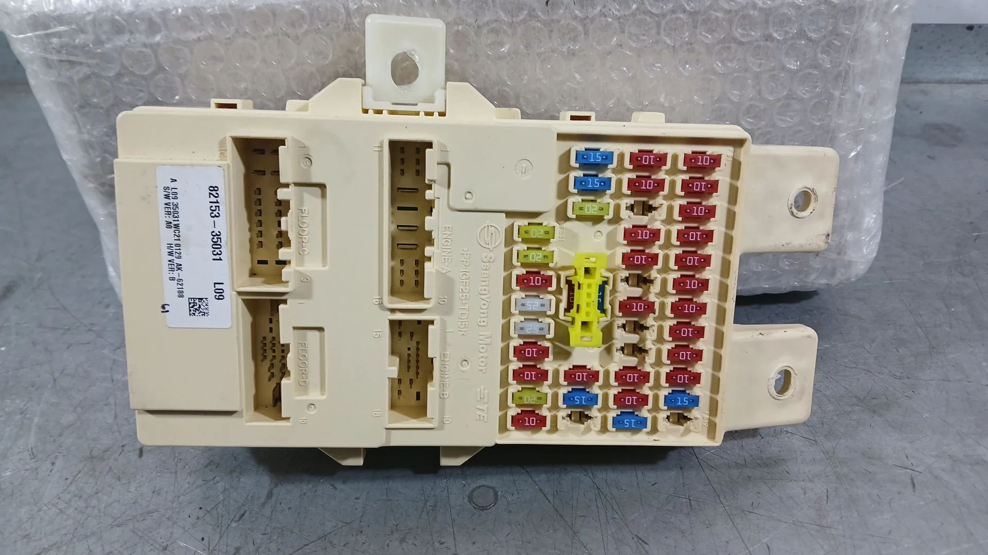 Caja Reles / Fusibles para Ssangyong Tivoli