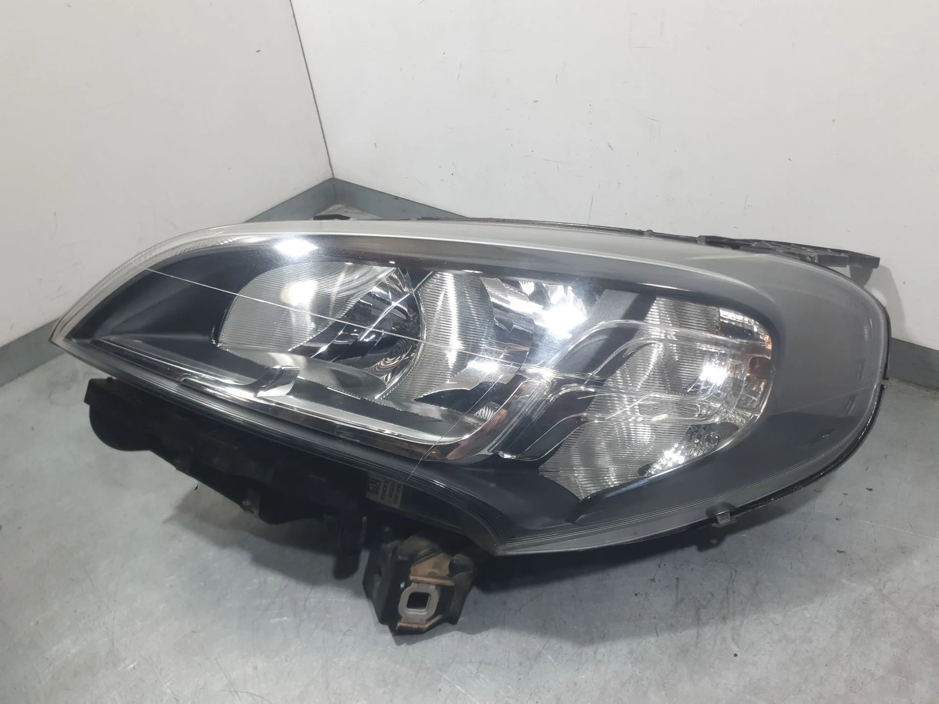Faro Izquierdo para Fiat Doblo Cargo (263_)