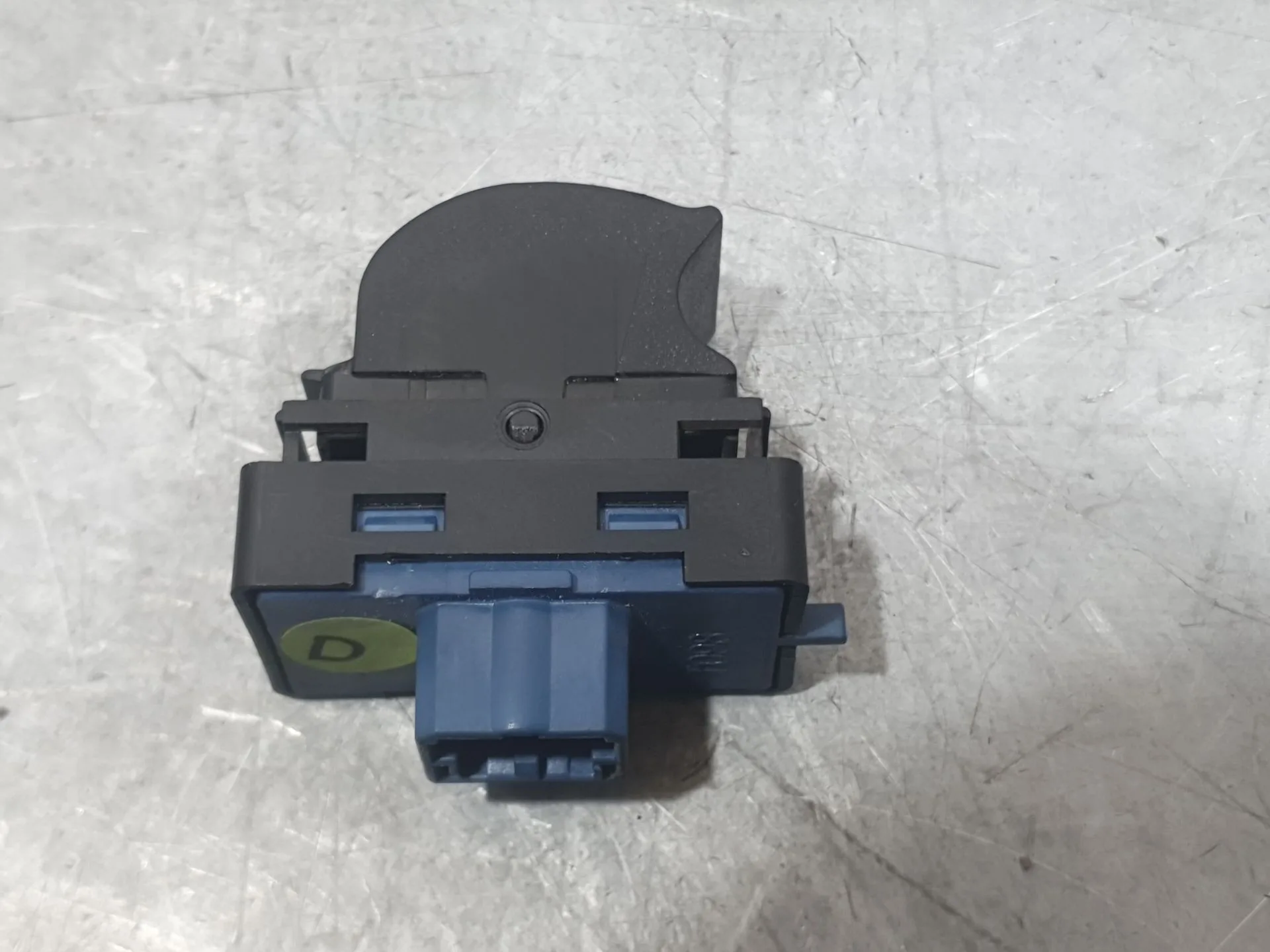 Mando Elevalunas Delantero Derecho para Fiat Doblo Cargo (263_)