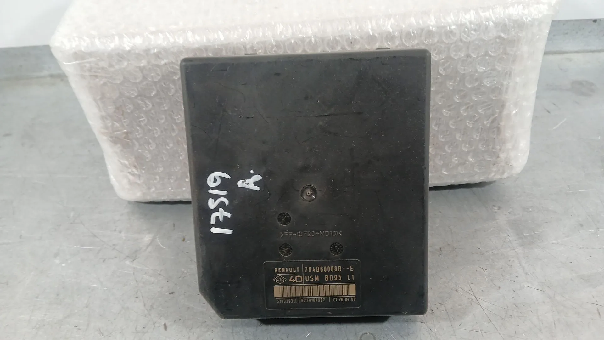 Caja Reles / Fusibles para Renault Megane Iii Hatchback (Bz0/1_, B3_)
