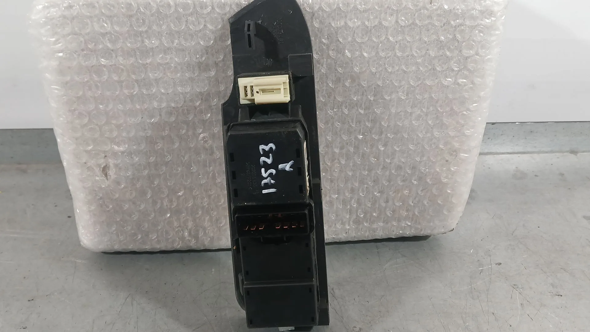 Mando Elevalunas Delantero Izquierdo para Chevrolet Captiva (C100, C140)