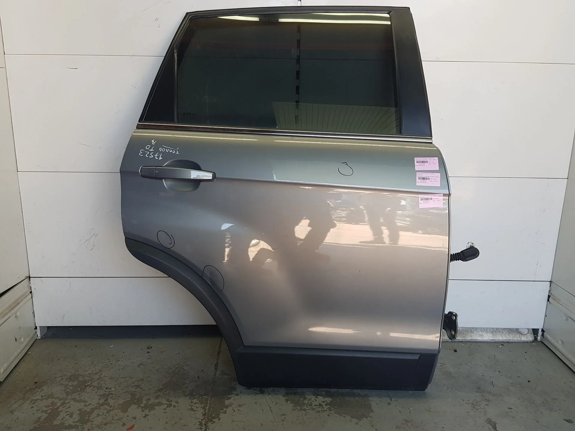 Puerta Trasera Derecha para Chevrolet Captiva (C100, C140)
