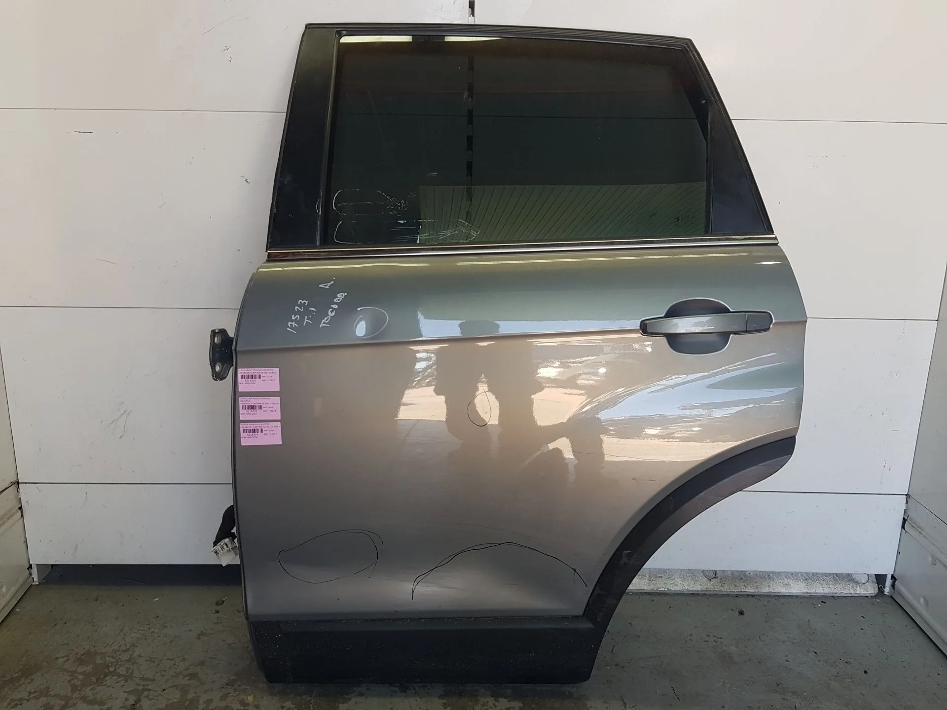Puerta Trasera Izquierda para Chevrolet Captiva (C100, C140)