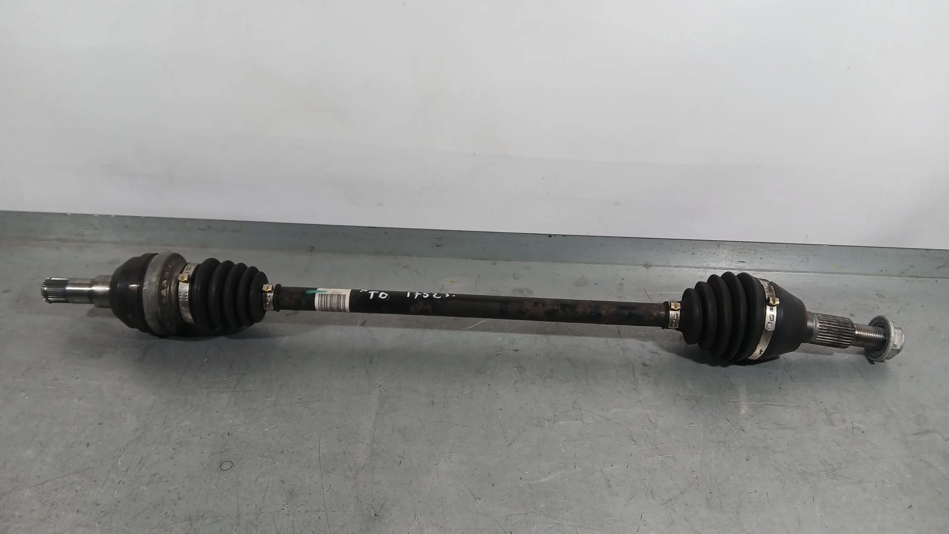 Transmision Trasera Derecha para Chevrolet Captiva (C100, C140)