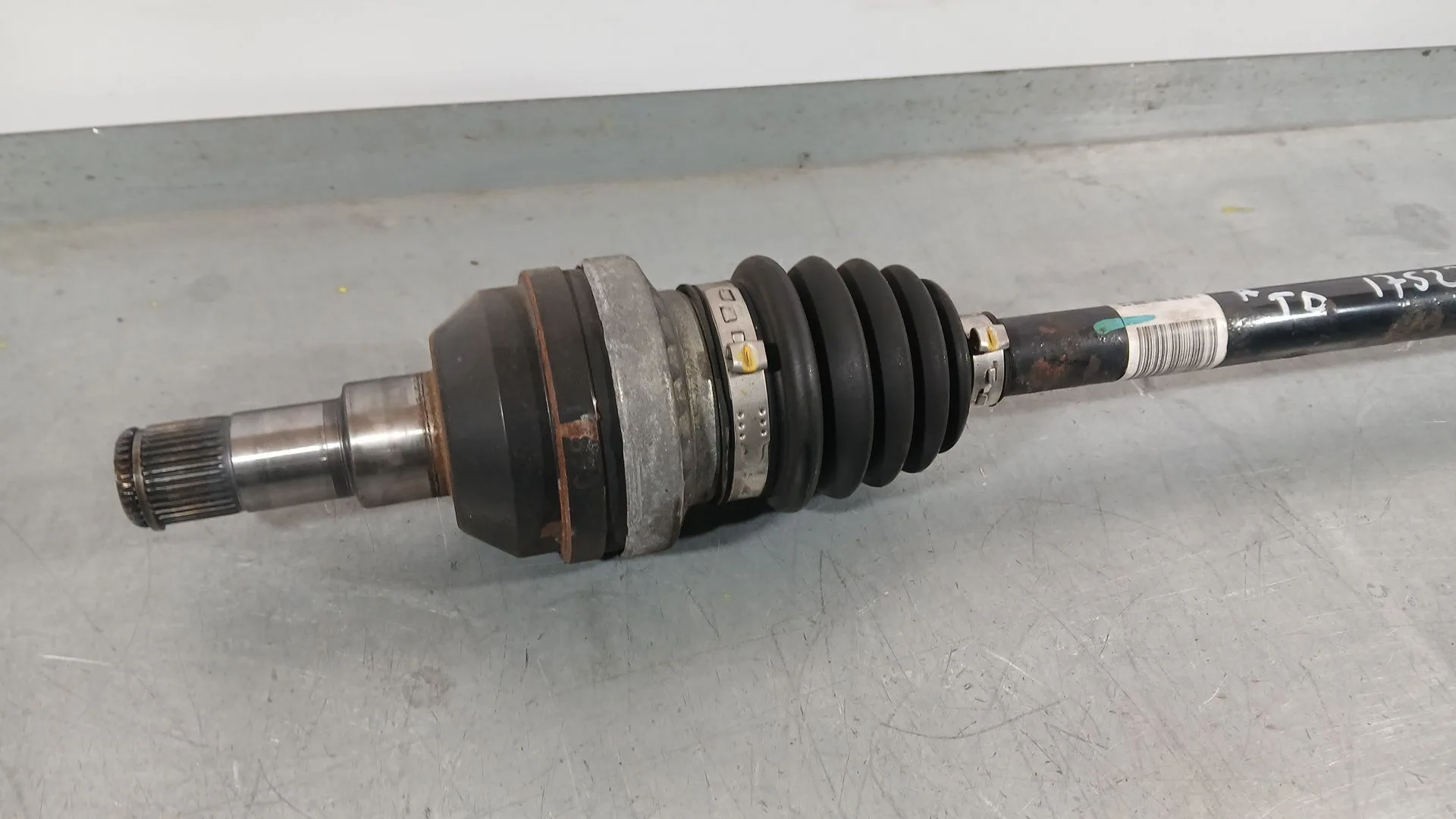 Transmision Trasera Derecha para Chevrolet Captiva (C100, C140)