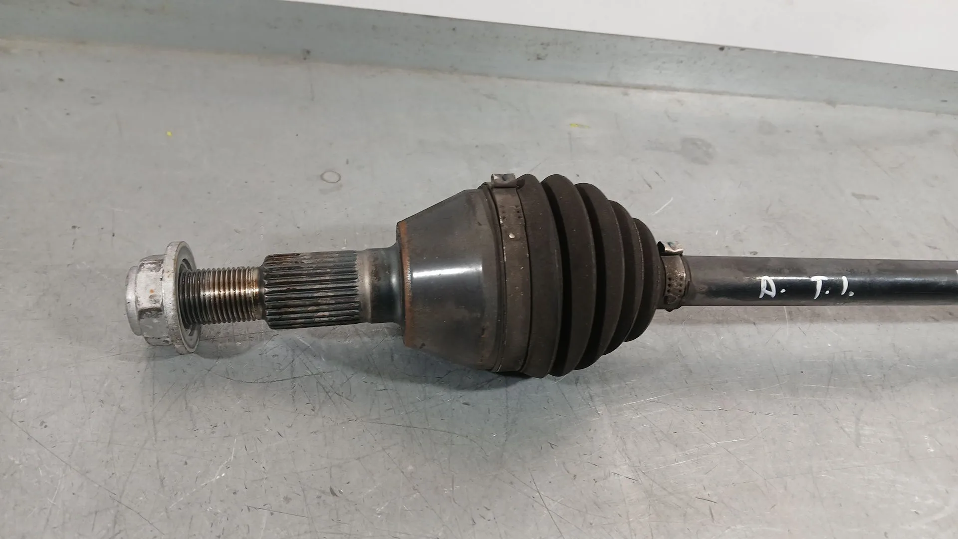 Transmision Trasera Izquierda para Chevrolet Captiva (C100, C140)