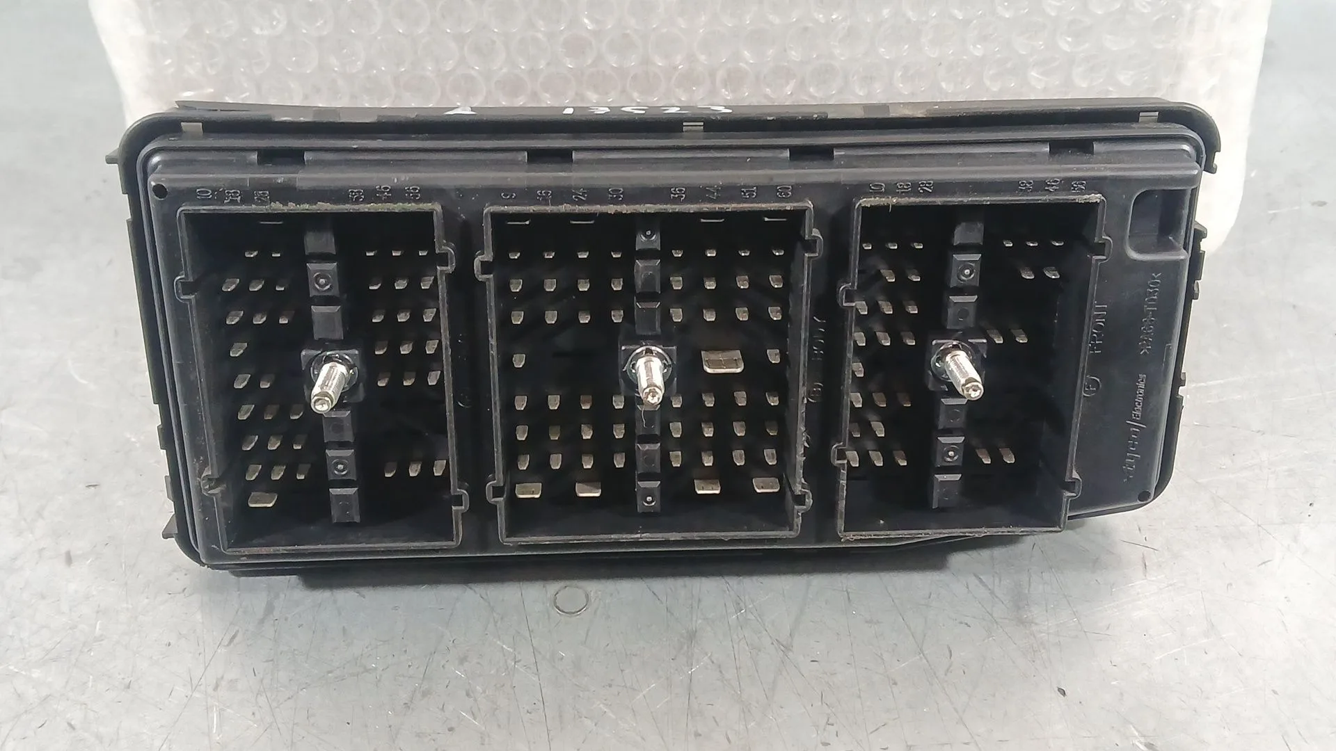 Caja Reles / Fusibles para Chevrolet Captiva (C100, C140)