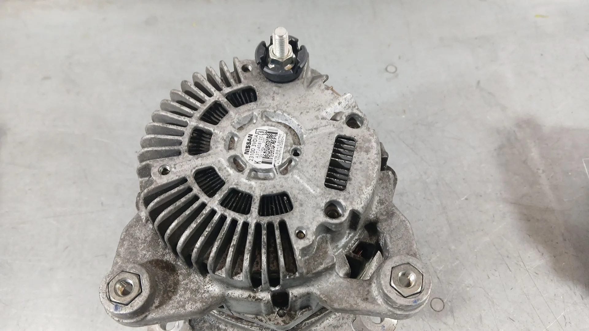 Alternador para Nissan Note (E12)