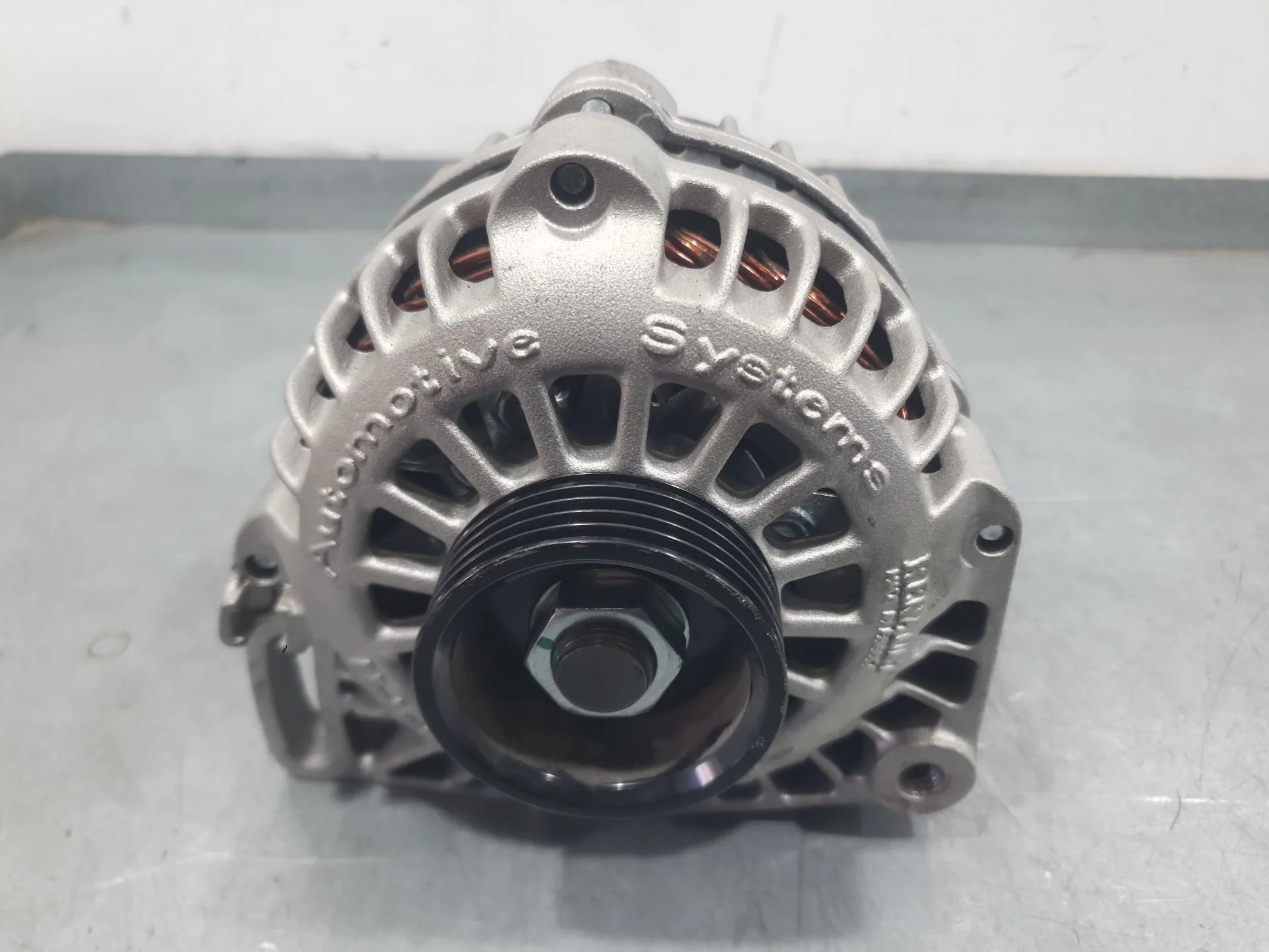 Alternador para Renault Clio Ii (Bb_, Cb_)